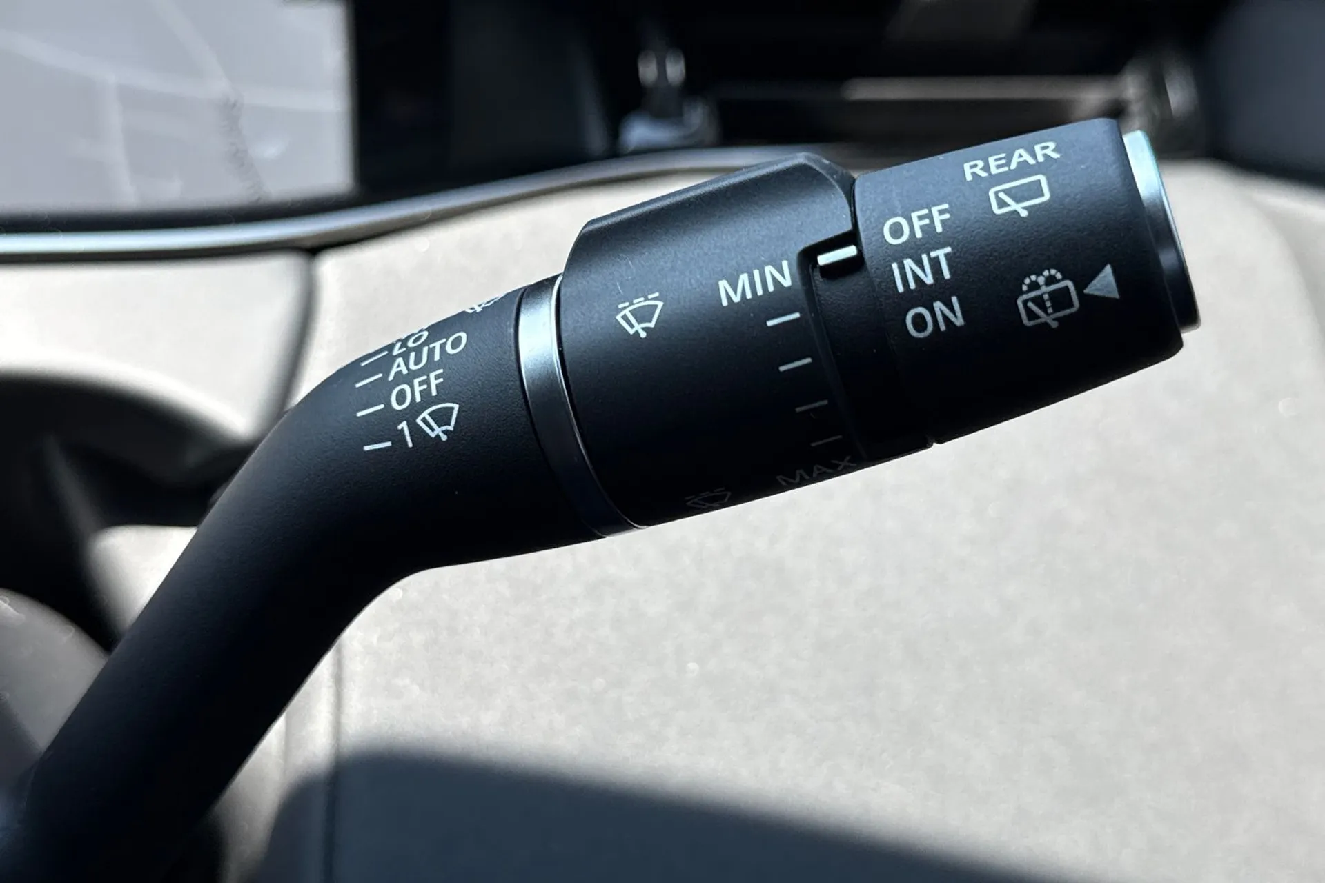 LAND ROVER RANGE ROVER EVOQUE thumbnail image number 60