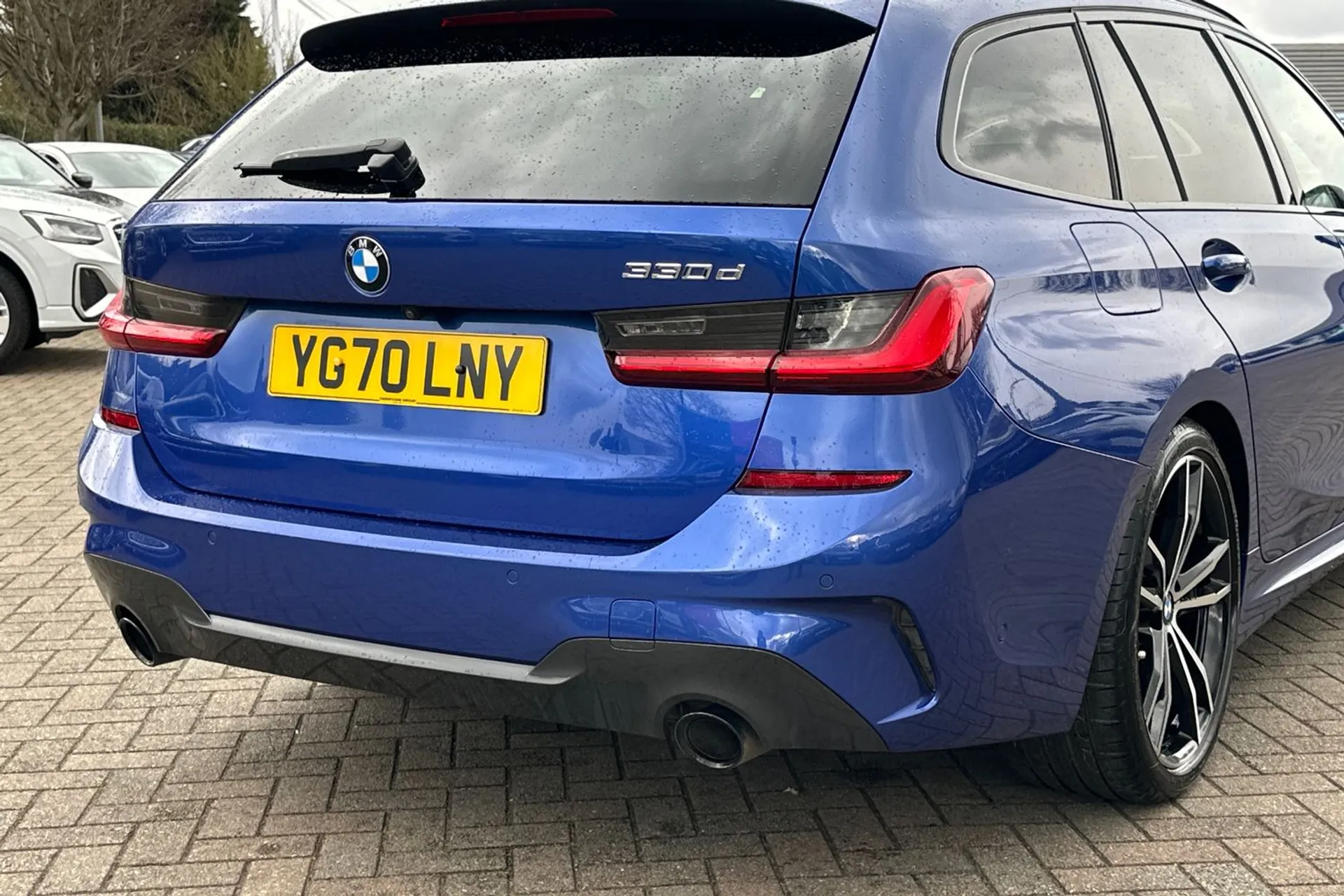 BMW 3 SERIES thumbnail image number 24