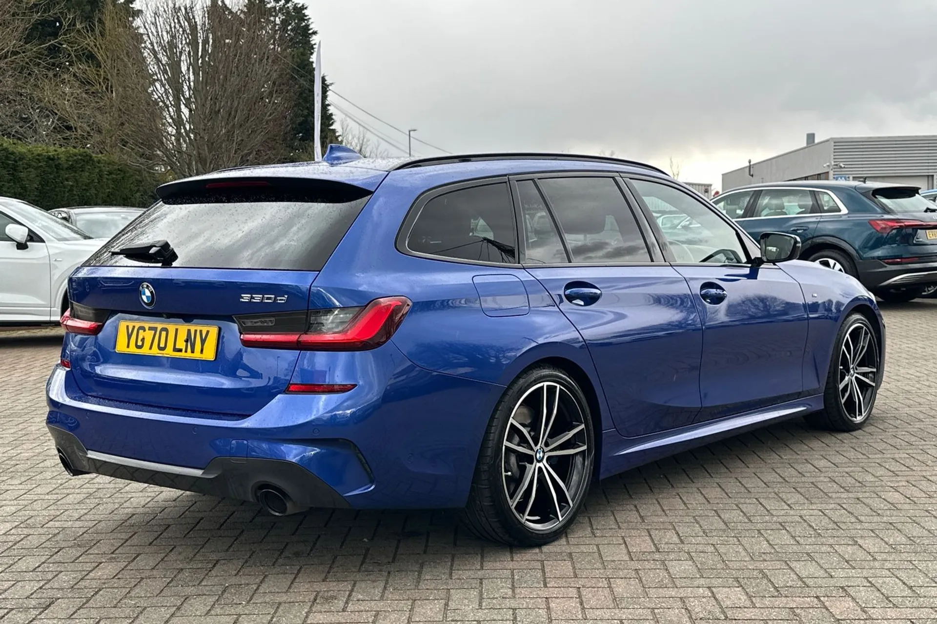 BMW 3 SERIES thumbnail image number 6