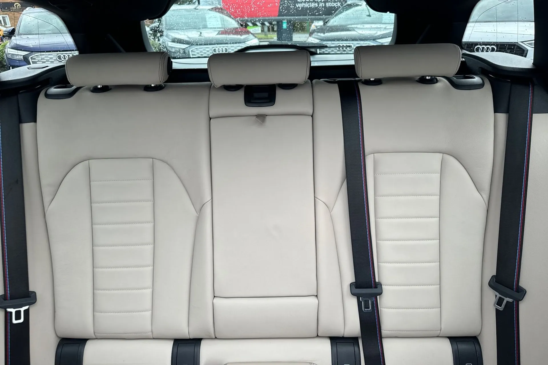 BMW 3 SERIES thumbnail image number 9