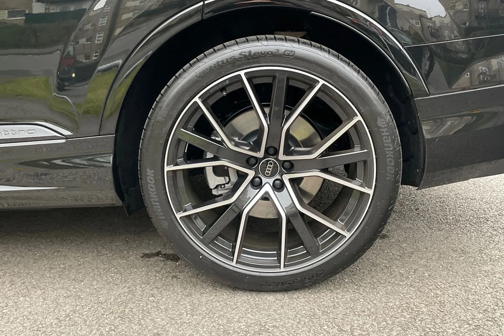 Audi Q7 thumbnail image number 11