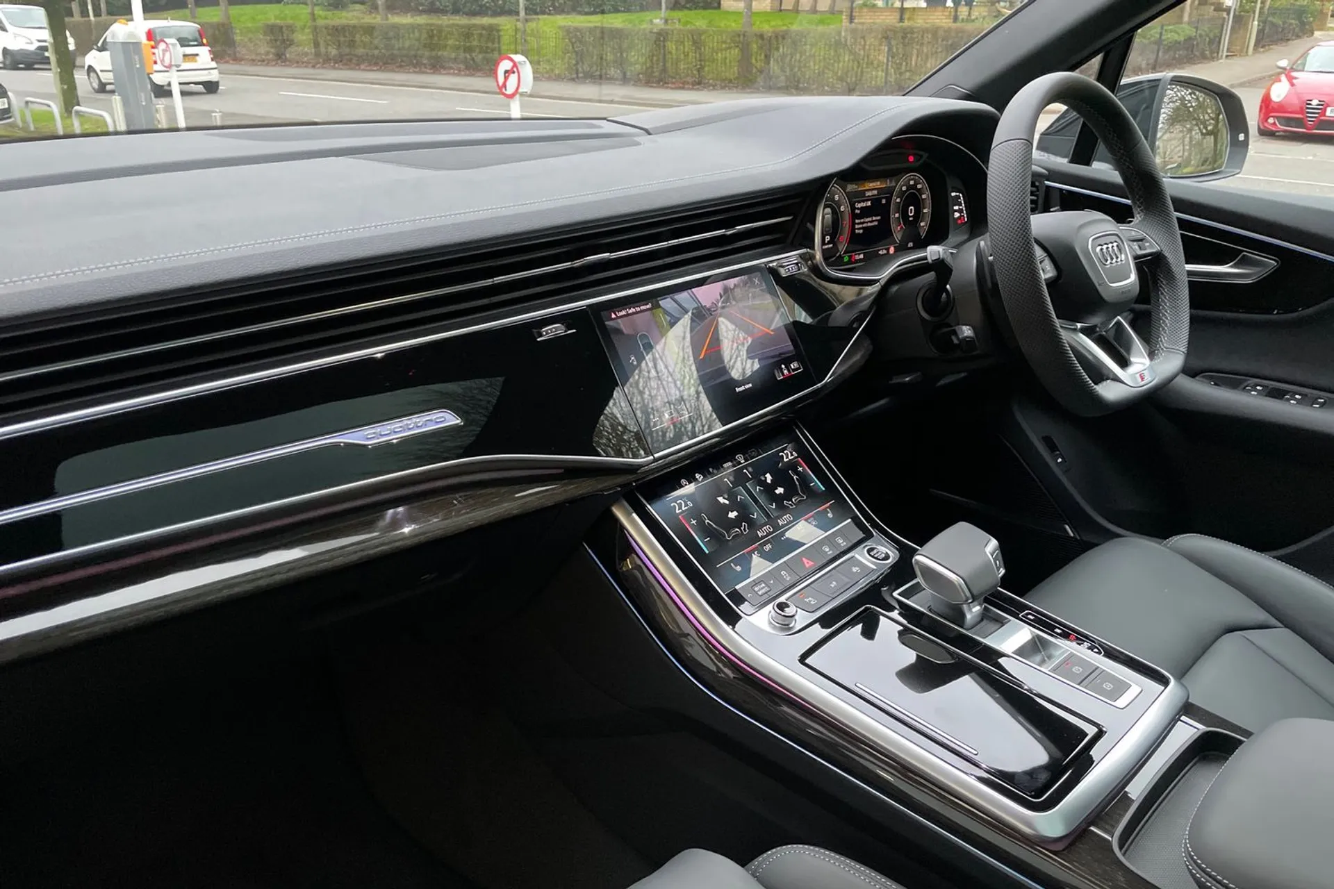 Audi Q7 thumbnail image number 26