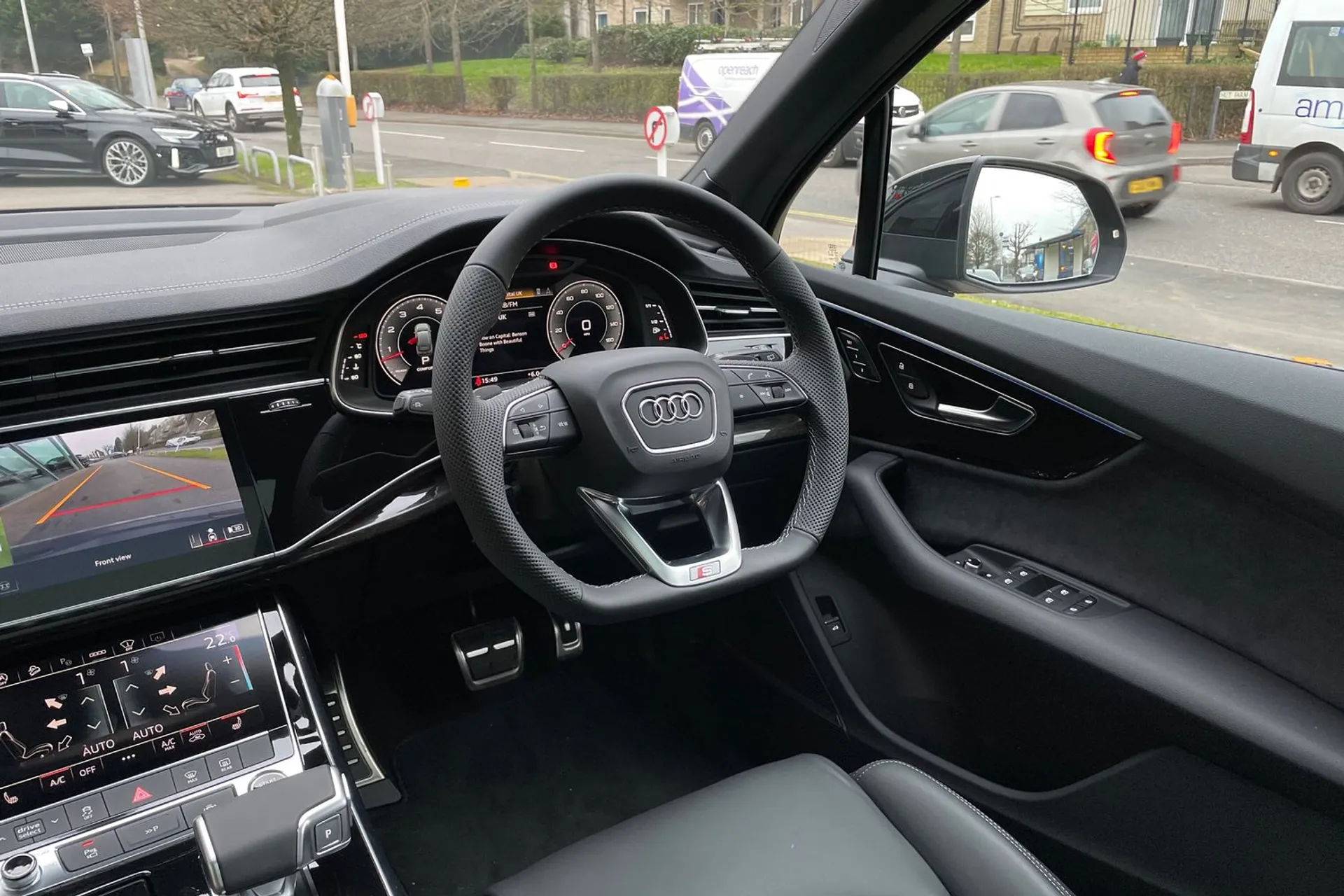 Audi Q7 thumbnail image number 31
