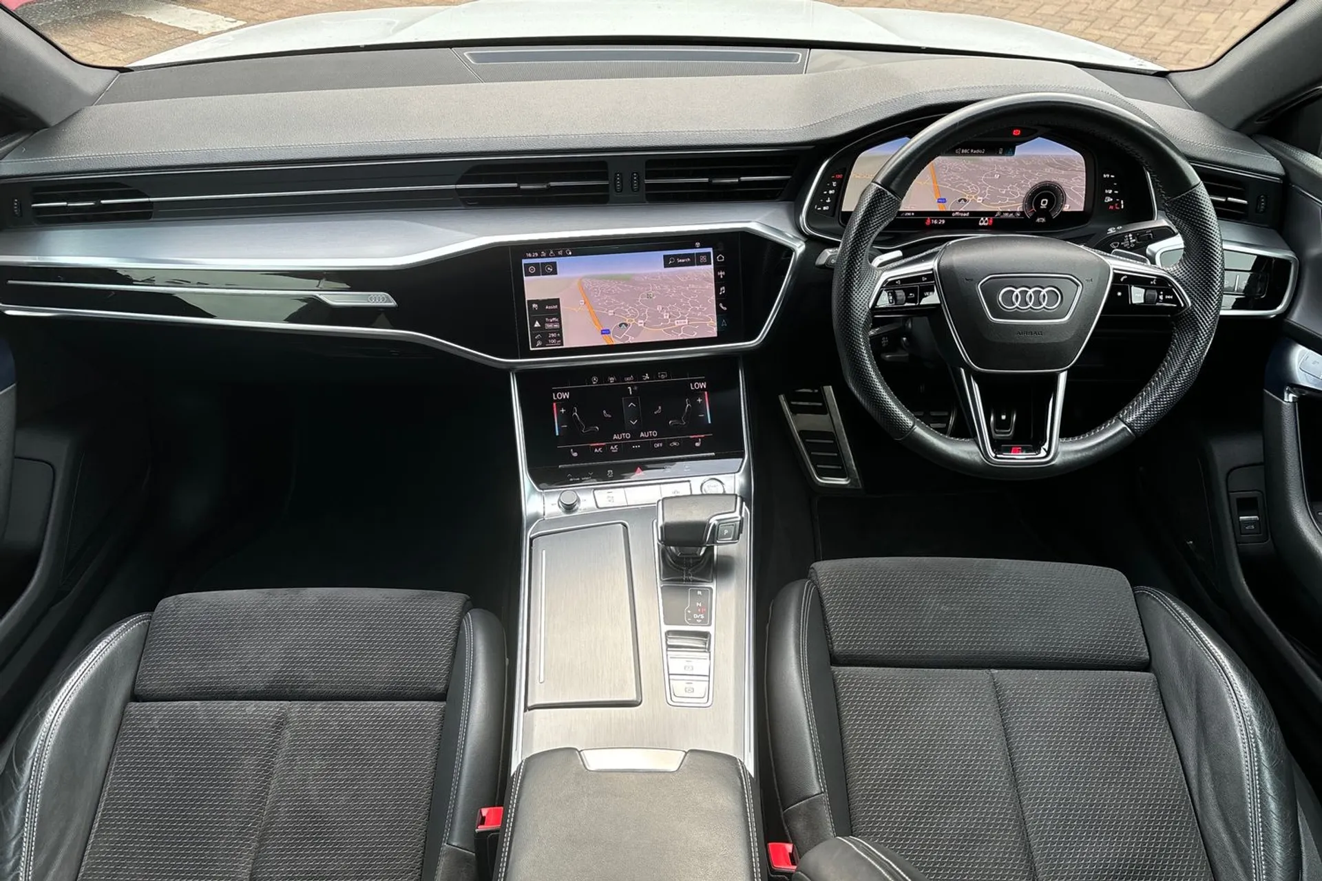 Audi A7 thumbnail image number 32
