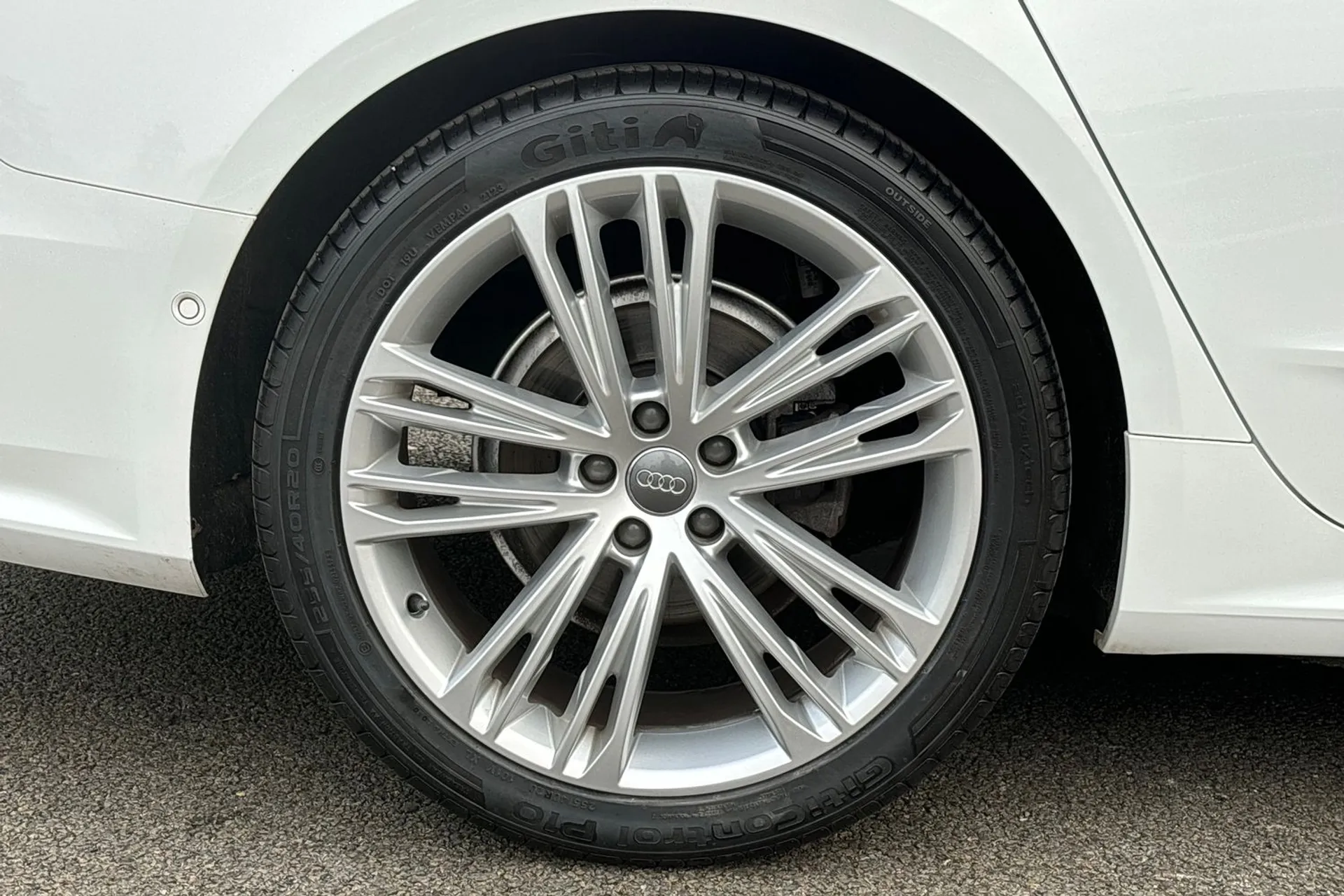 Audi A7 thumbnail image number 13
