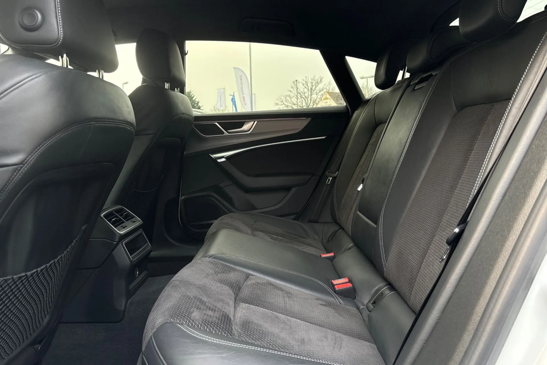 Audi A7 thumbnail image number 30