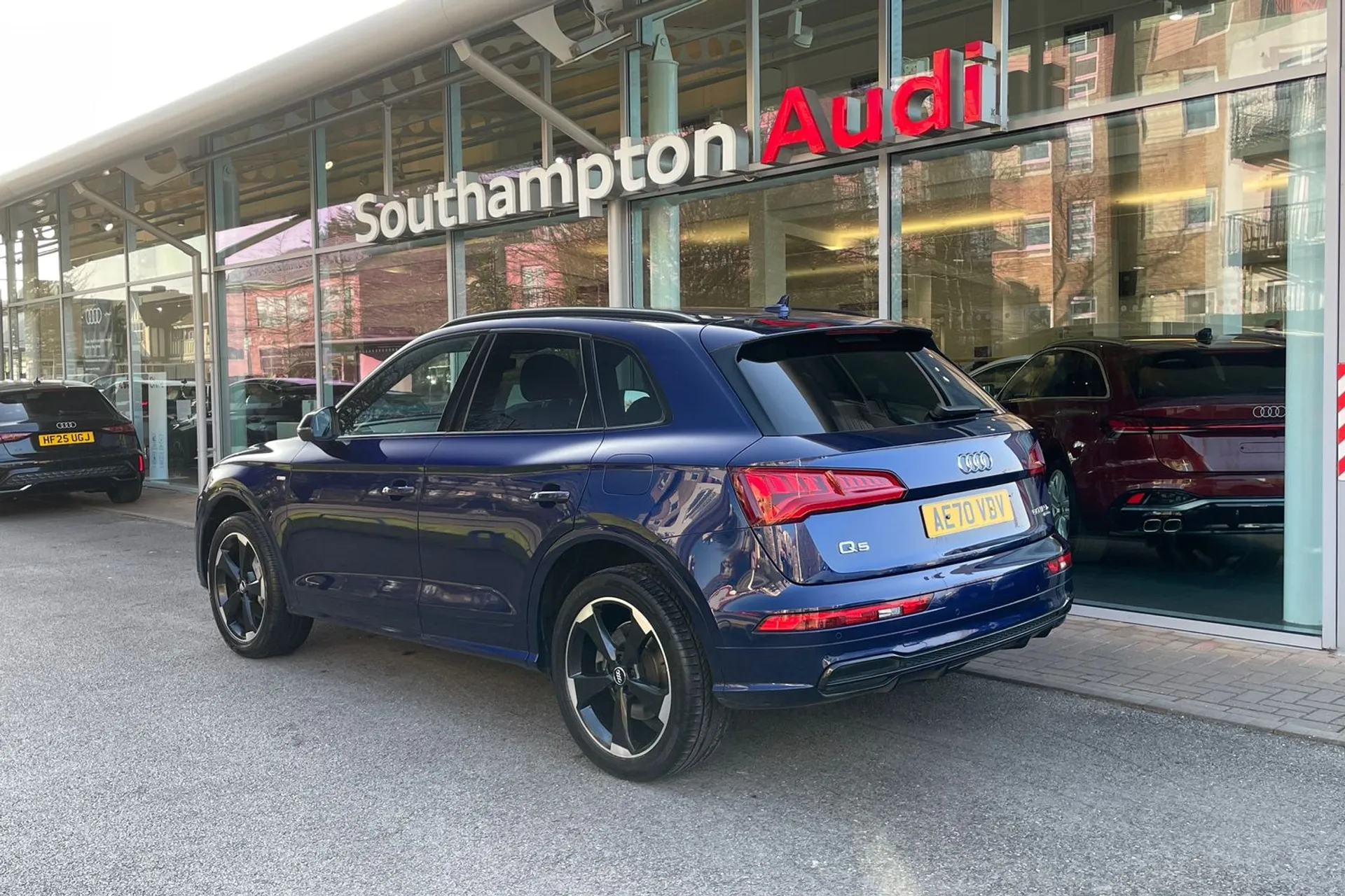 Audi Q5 thumbnail image number 7