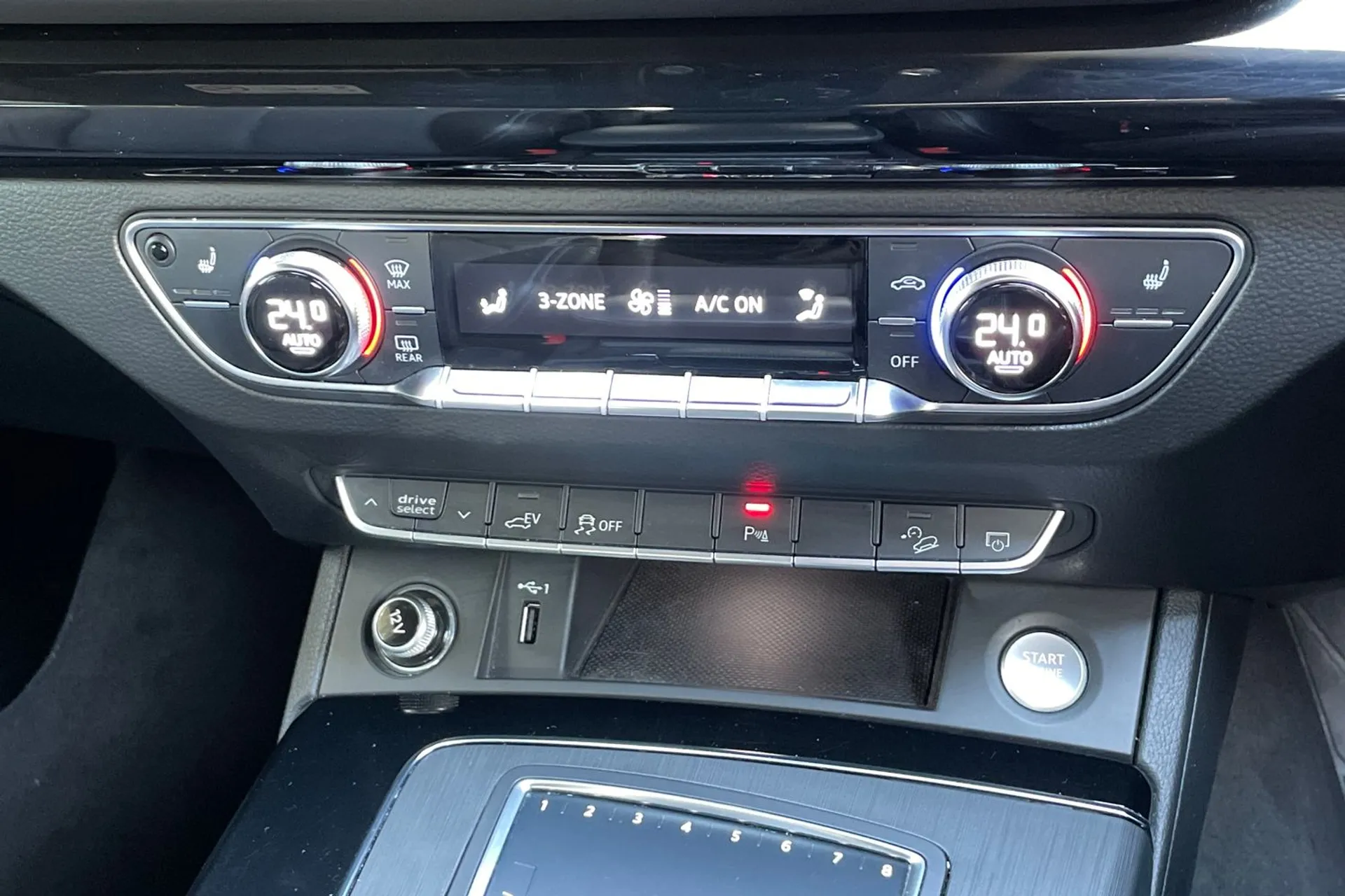 Audi Q5 thumbnail image number 38