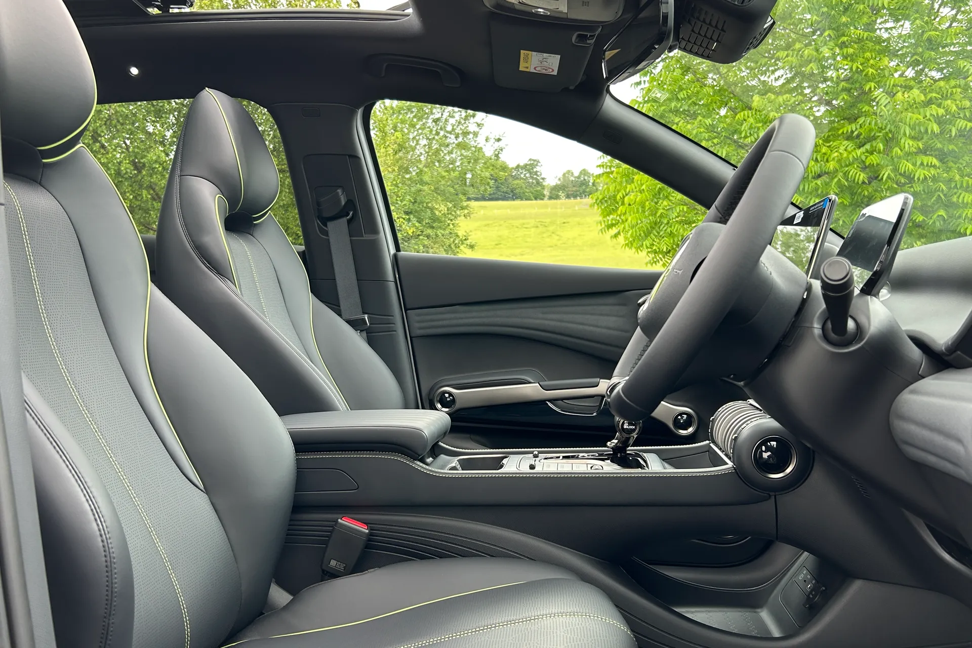 BYD ATTO 3 thumbnail image number 17