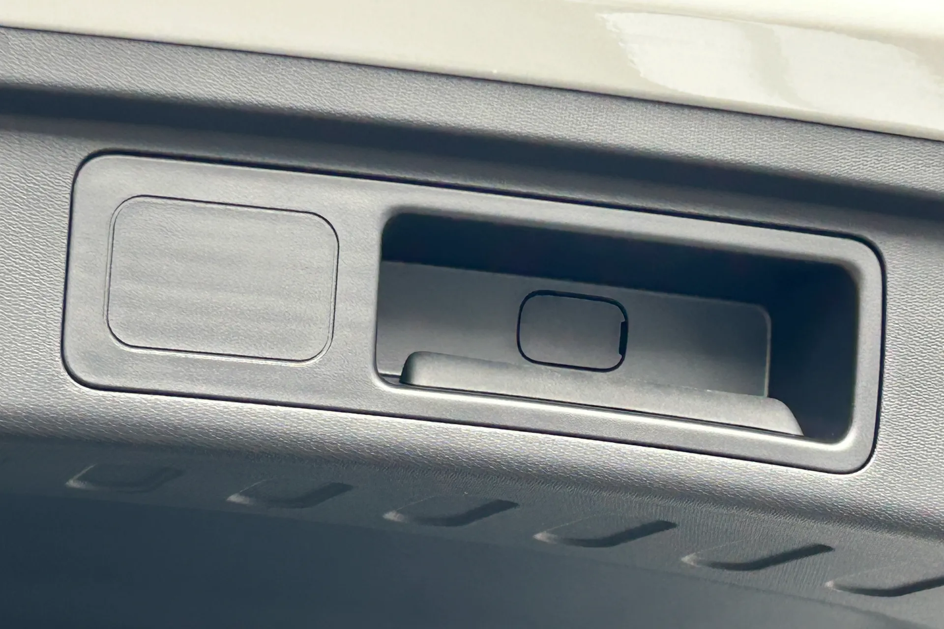BYD ATTO 3 thumbnail image number 23
