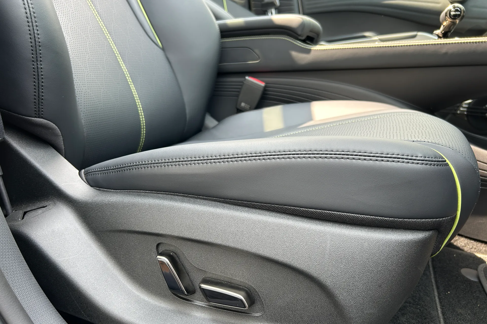 BYD ATTO 3 thumbnail image number 54
