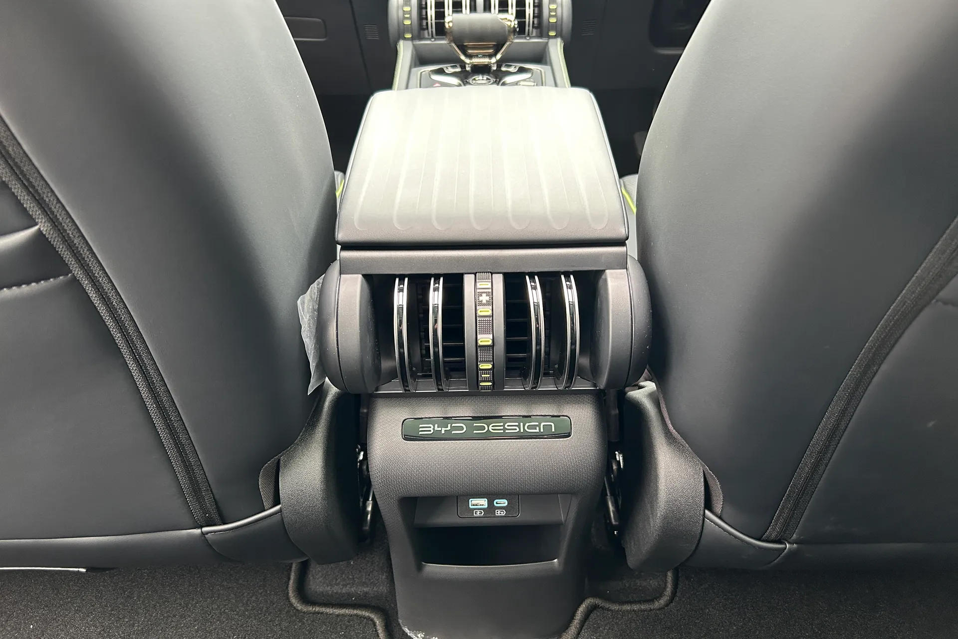 BYD ATTO 3 thumbnail image number 29