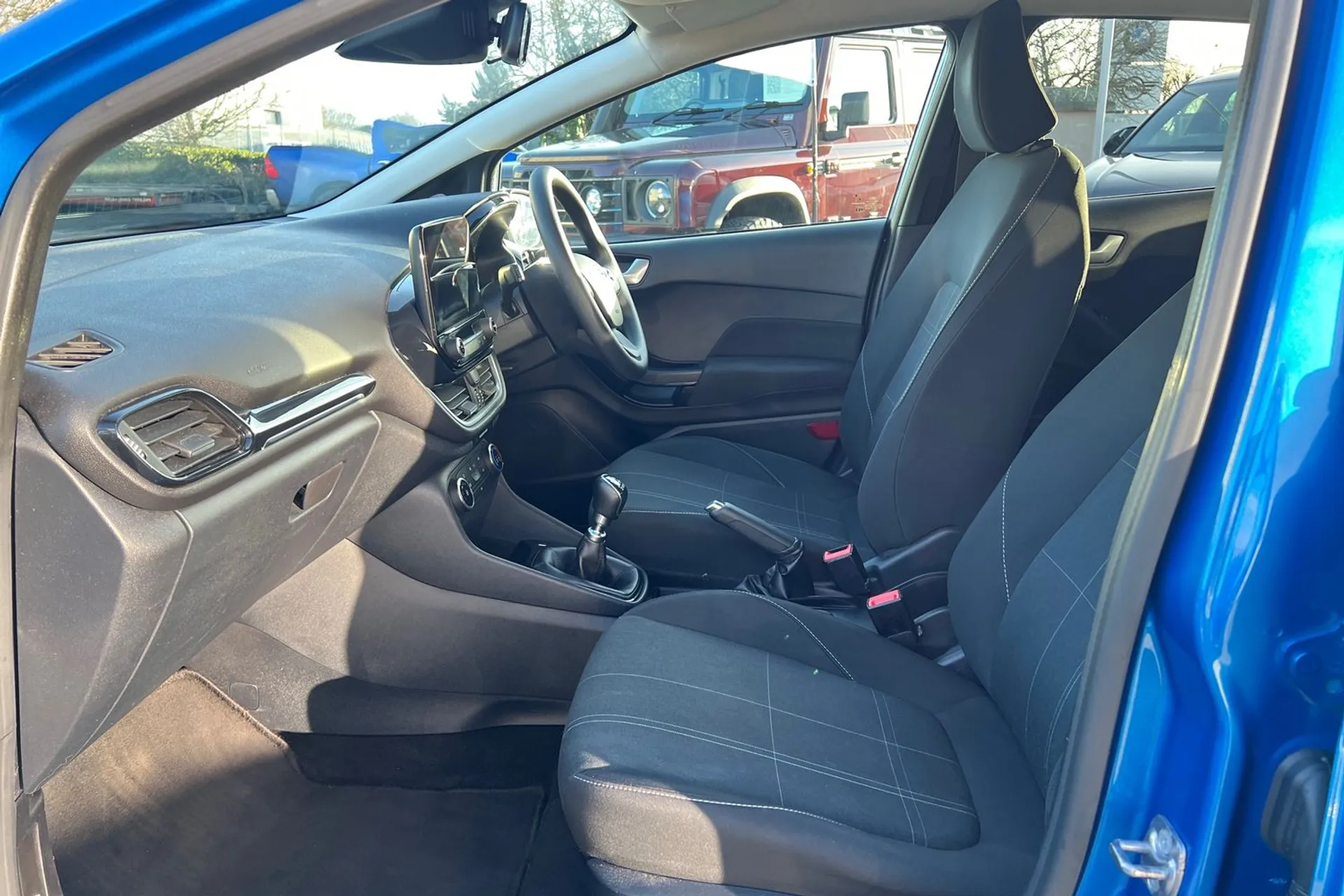 FORD FIESTA thumbnail image number 28