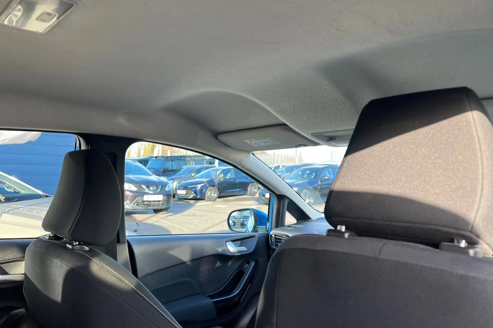 FORD FIESTA thumbnail image number 23