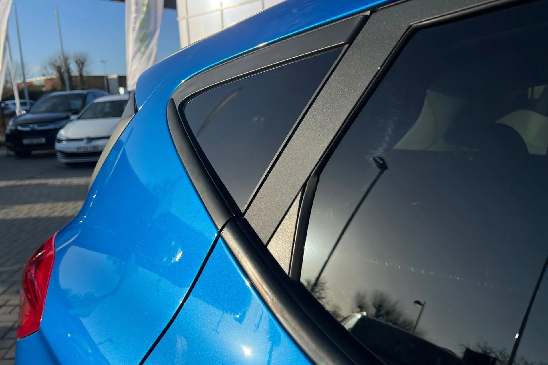 FORD FIESTA thumbnail image number 14
