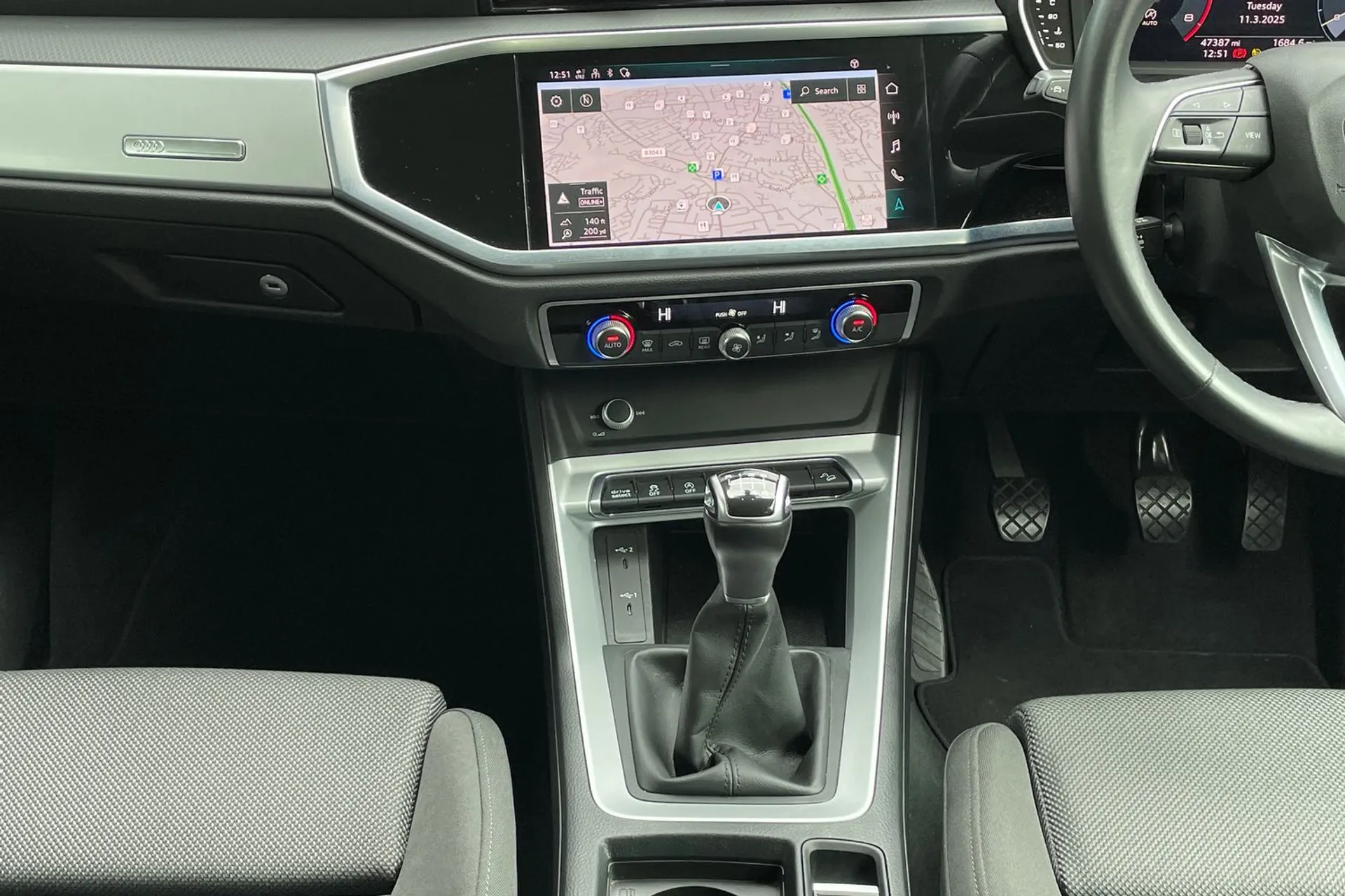 Audi Q3 thumbnail image number 34