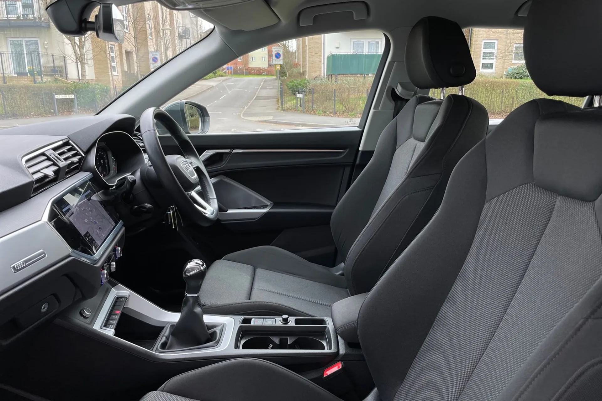 Audi Q3 thumbnail image number 27
