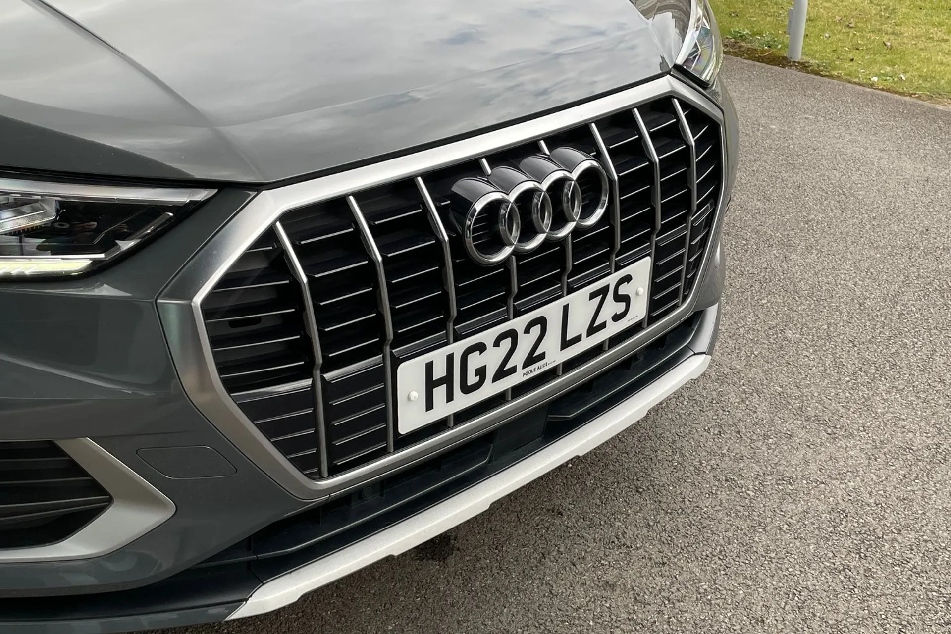 Audi Q3 thumbnail image number 53