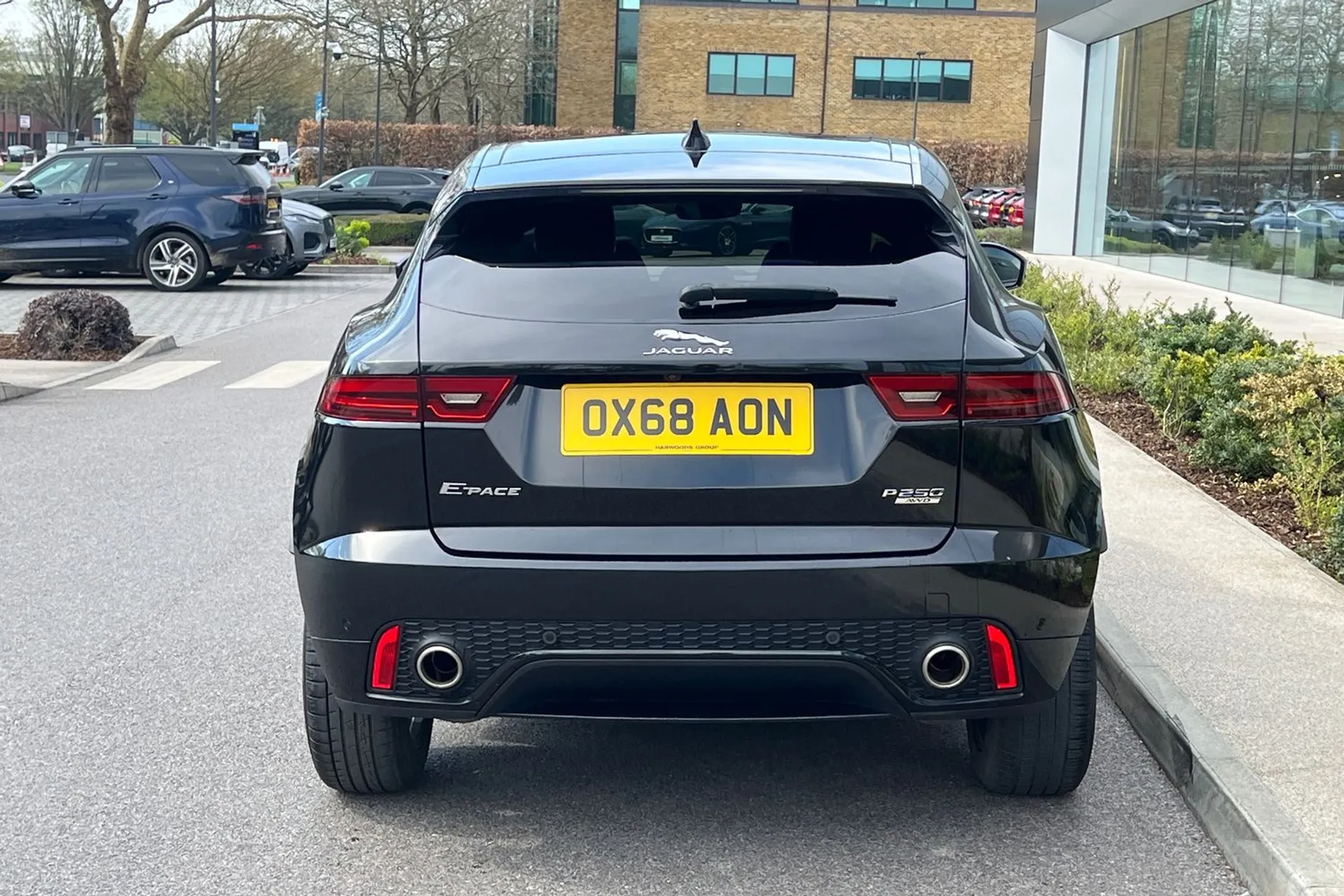 Jaguar E-PACE thumbnail image number 11