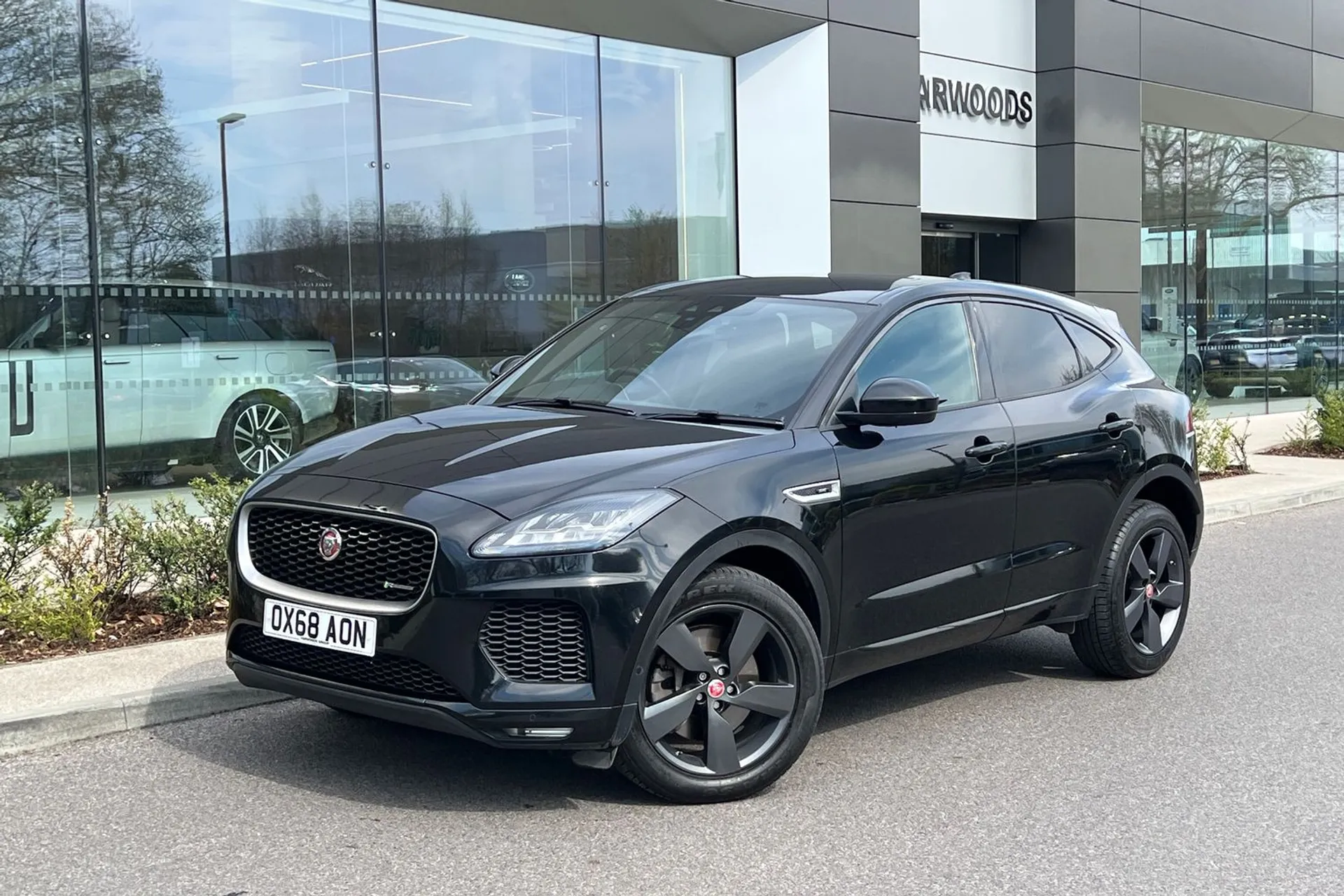 Jaguar E-PACE thumbnail image number 13