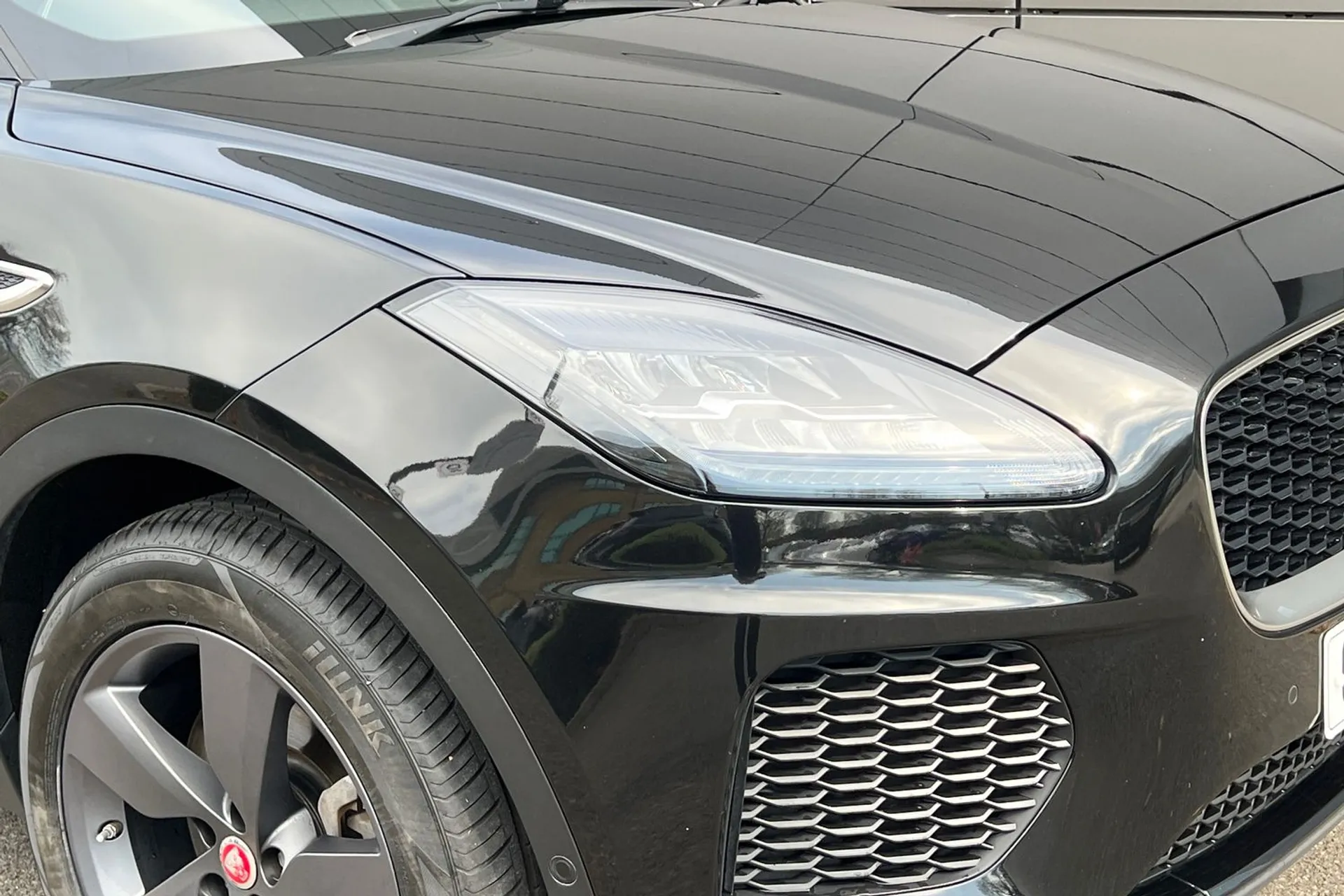 Jaguar E-PACE thumbnail image number 53