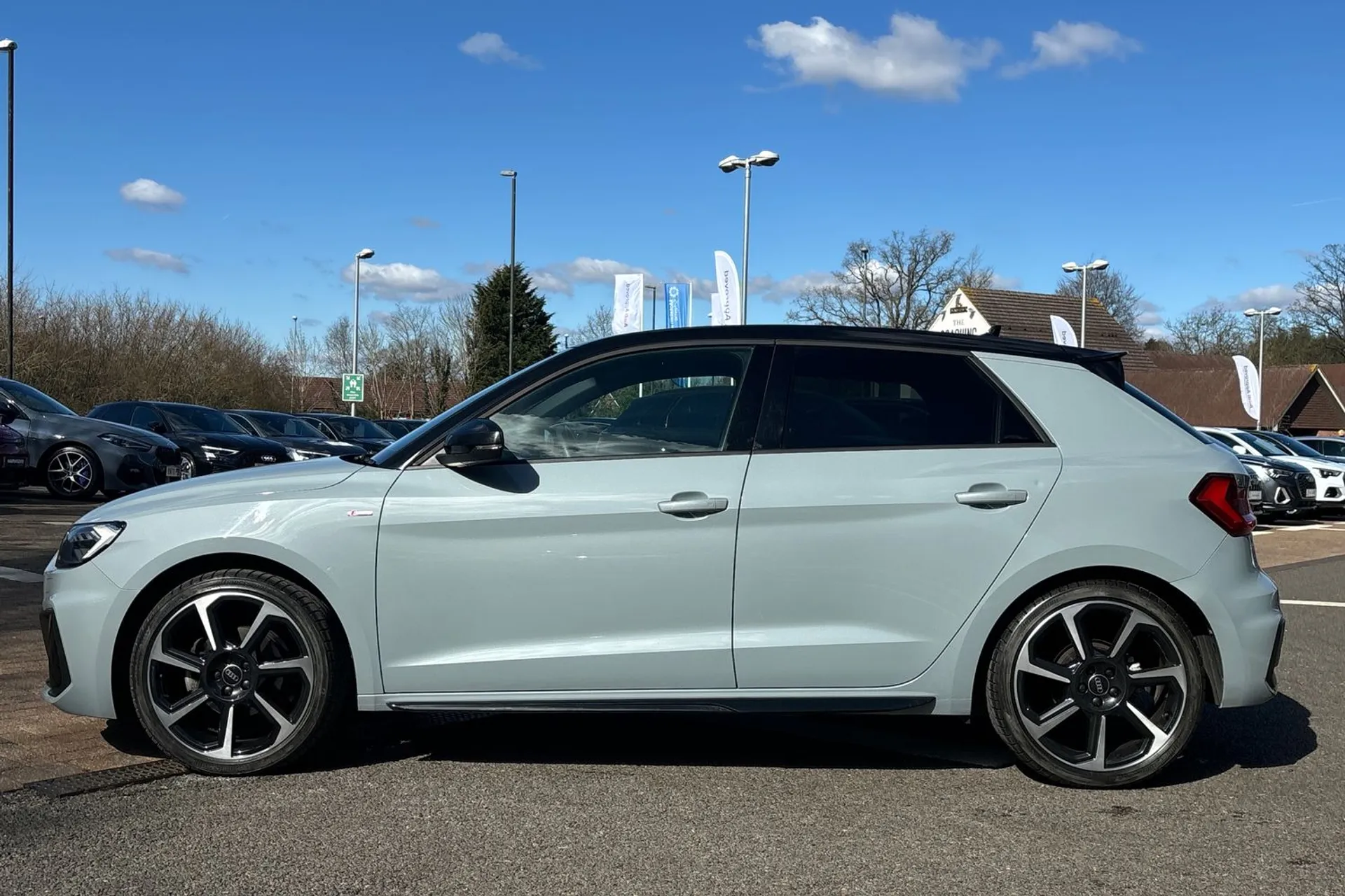 Audi A1 thumbnail image number 9