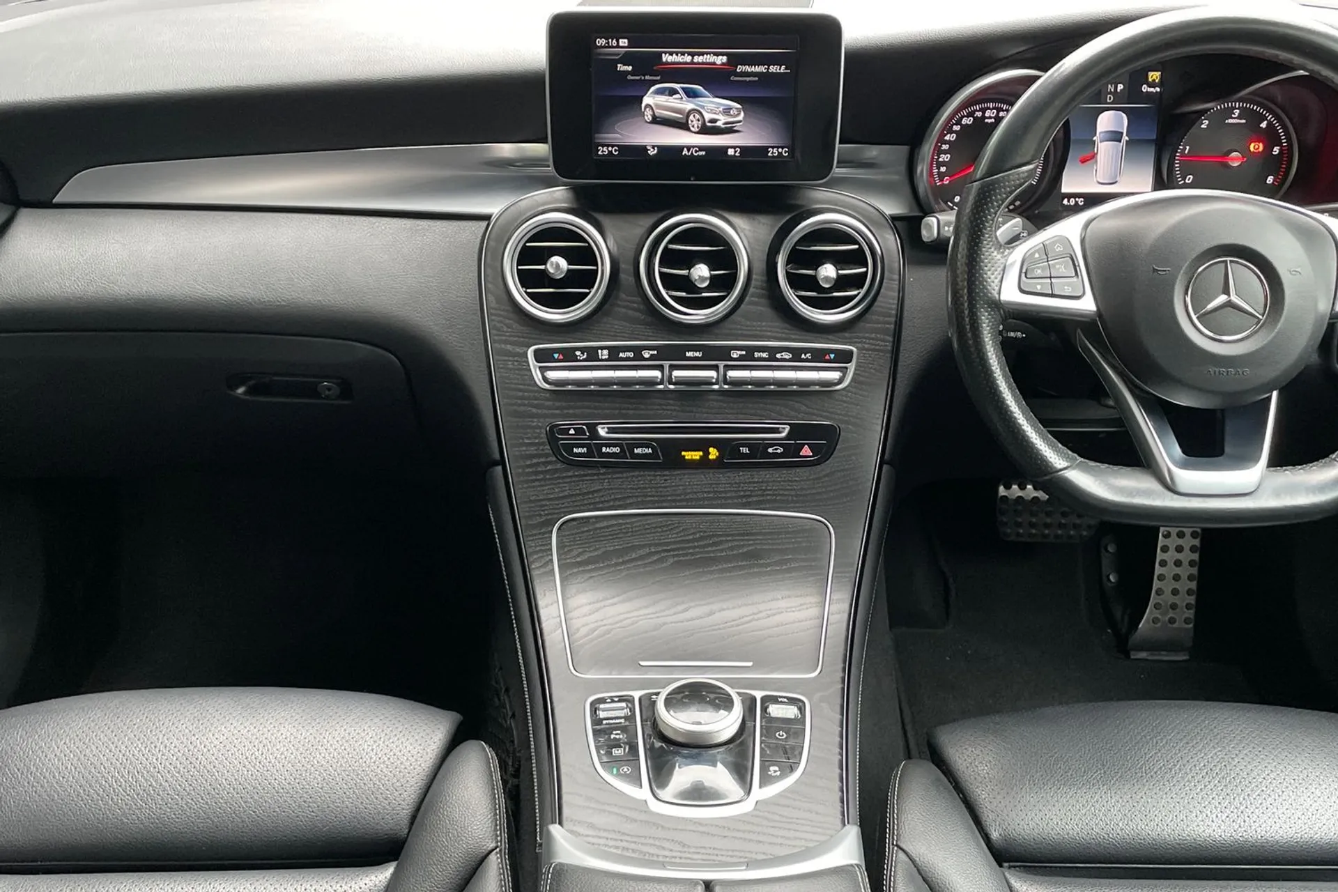 MERCEDES-BENZ GLC thumbnail image number 34