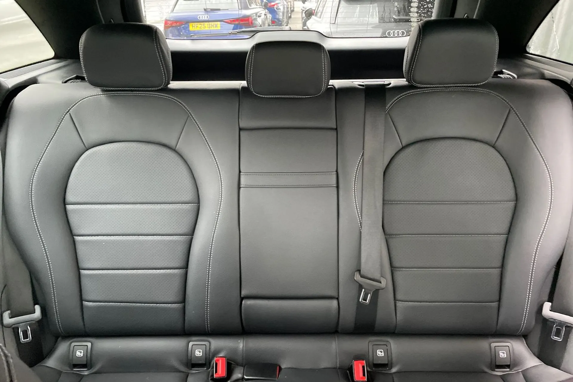 MERCEDES-BENZ GLC thumbnail image number 30