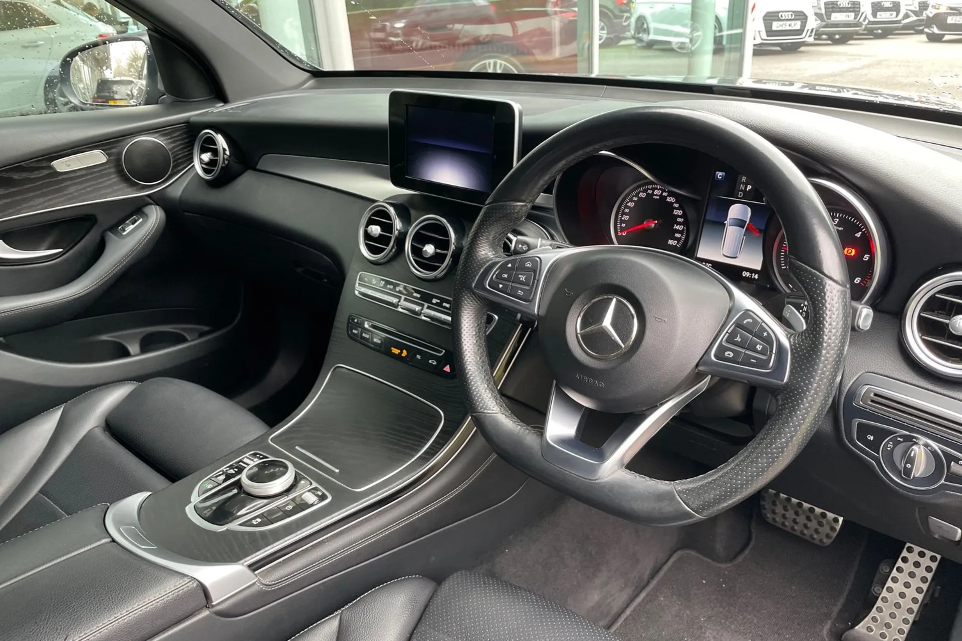 MERCEDES-BENZ GLC thumbnail image number 25
