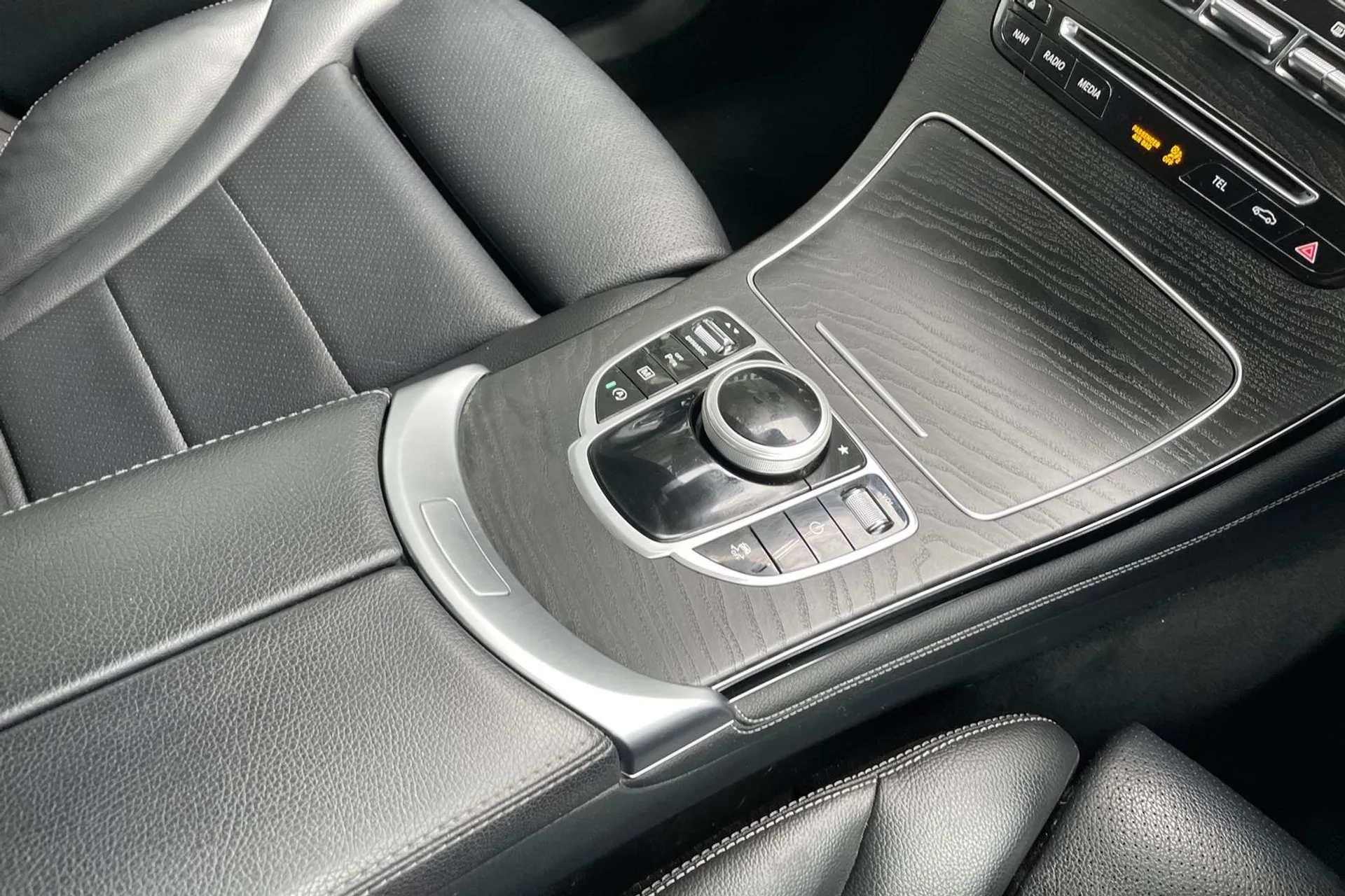 MERCEDES-BENZ GLC thumbnail image number 40