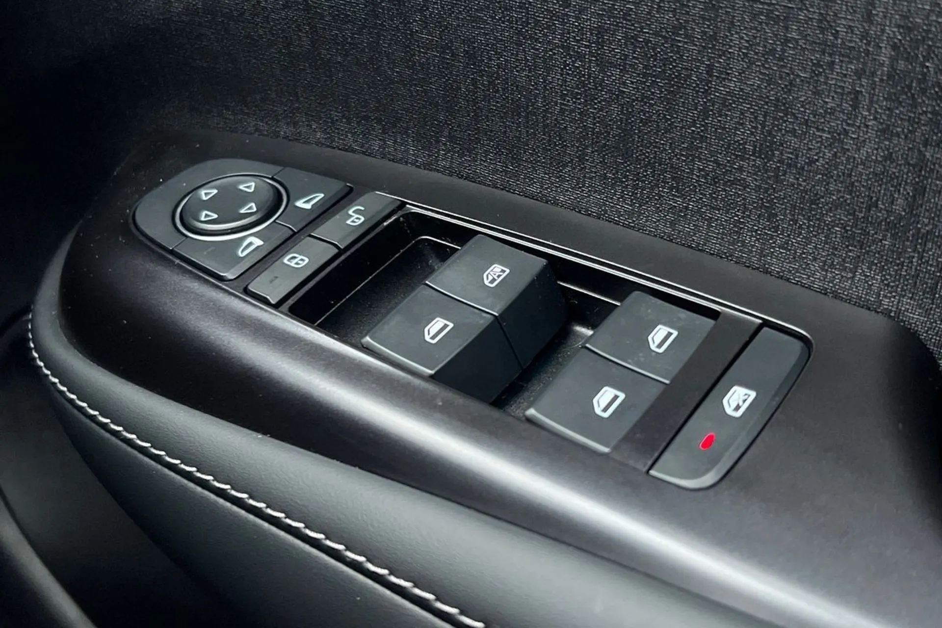 BYD DOLPHIN thumbnail image number 28