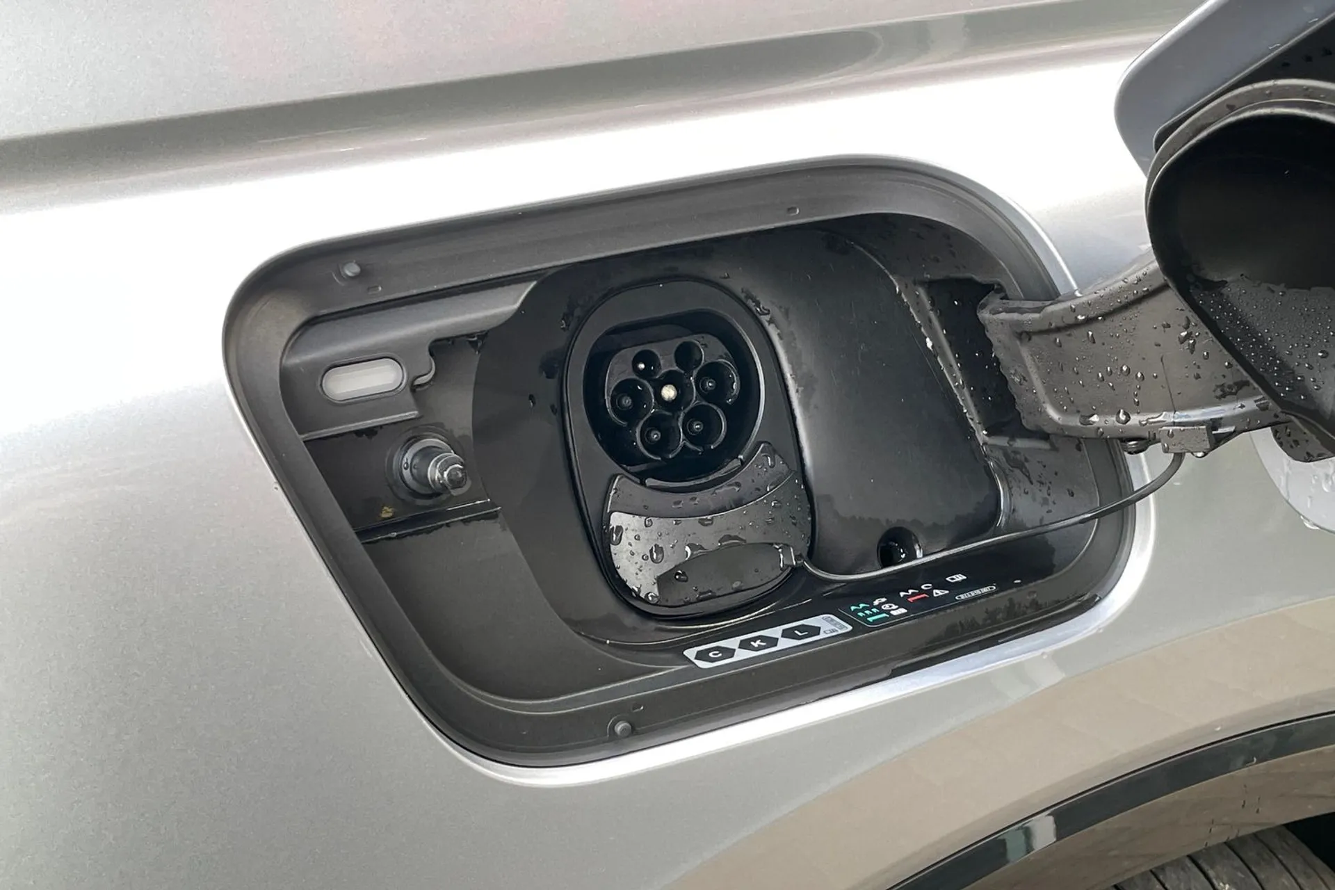 Audi Q4 thumbnail image number 18
