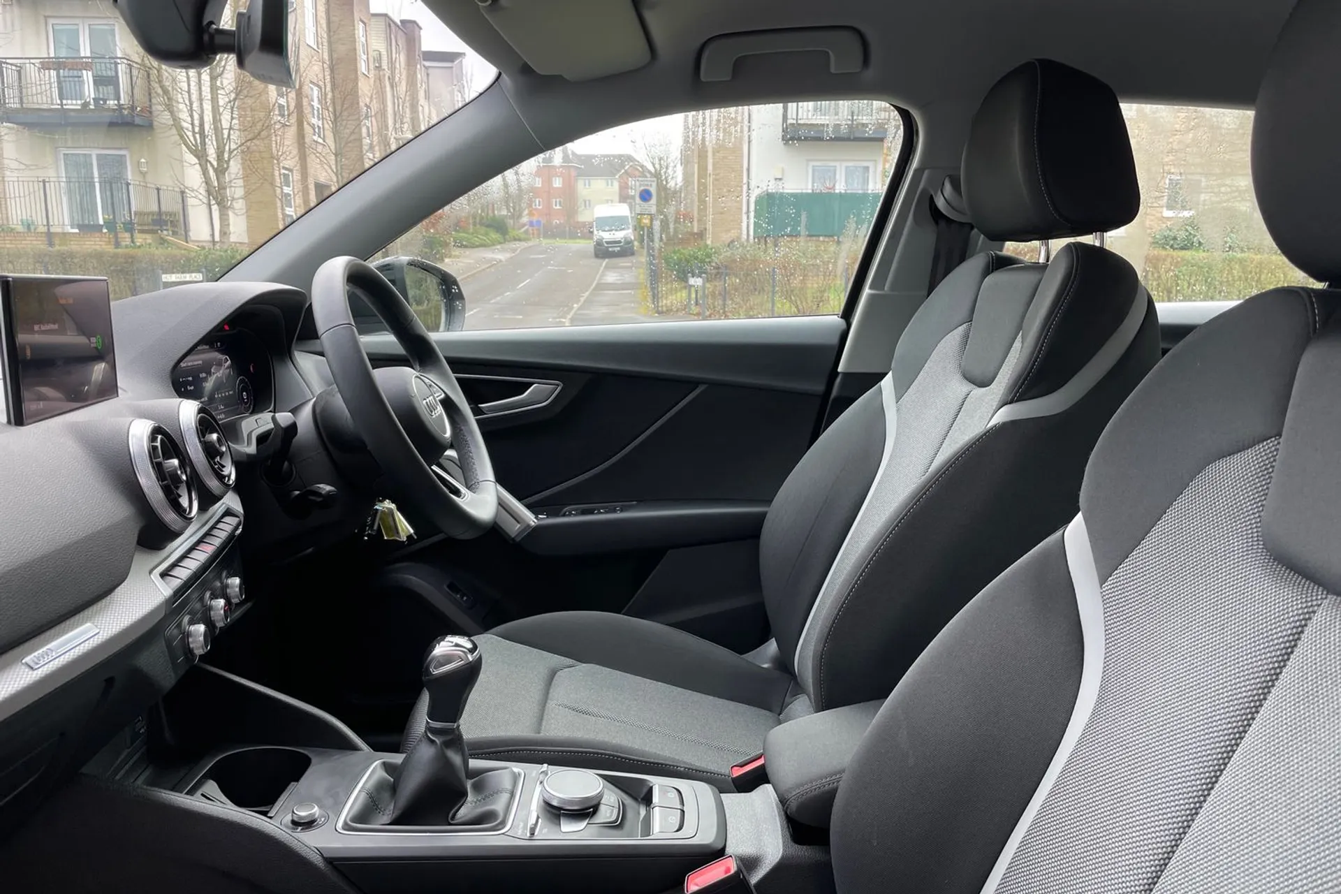 Audi Q2 thumbnail image number 27