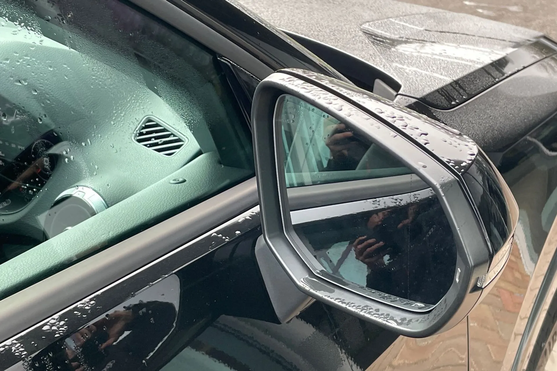 Audi Q2 thumbnail image number 47