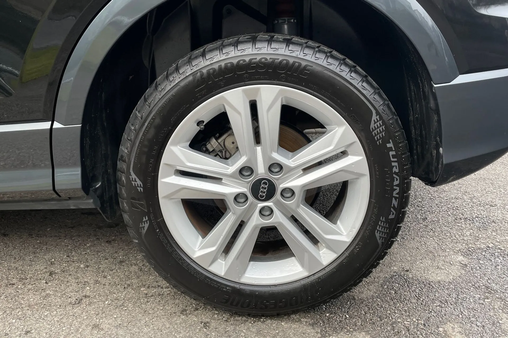 Audi Q2 thumbnail image number 11