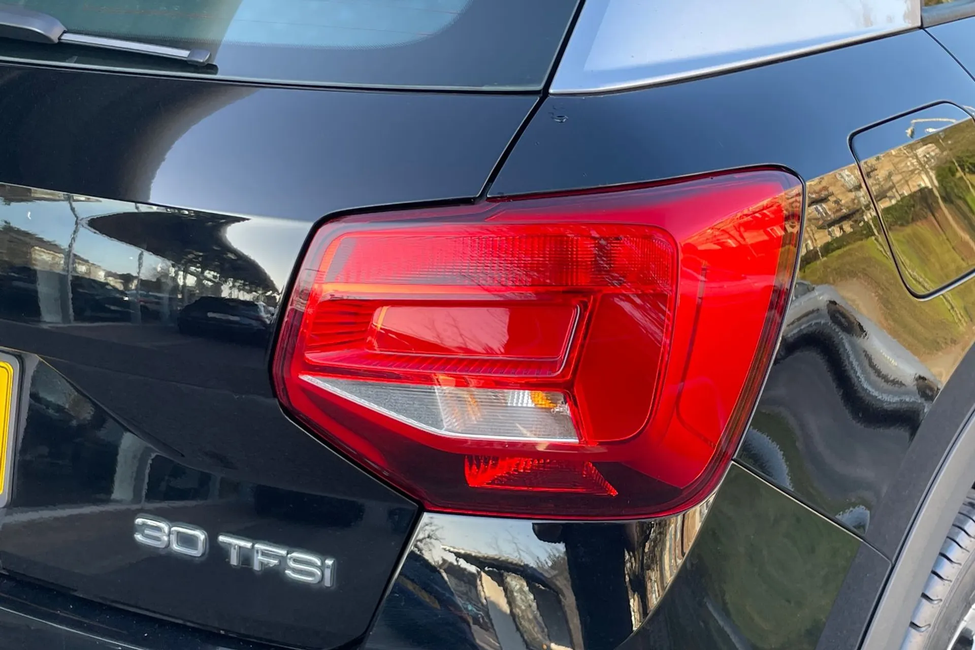 Audi Q2 thumbnail image number 20