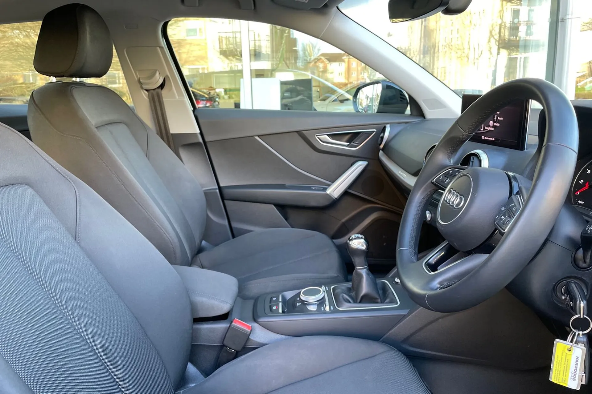 Audi Q2 thumbnail image number 24