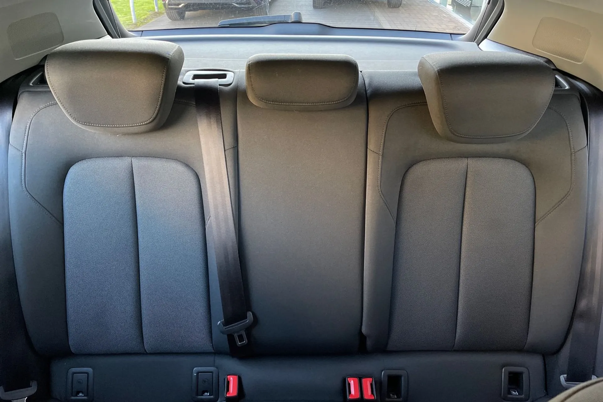 Audi Q2 thumbnail image number 30