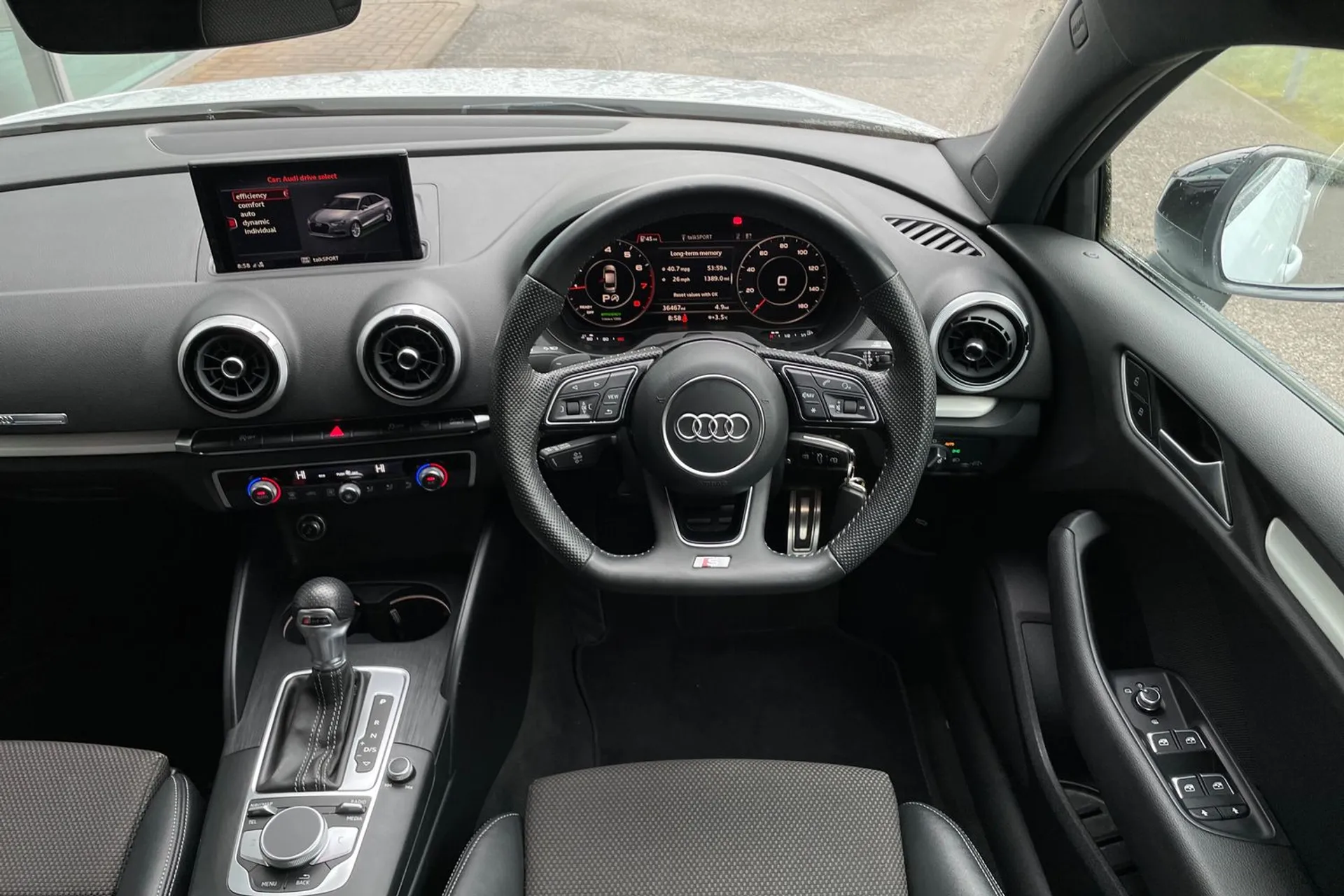 Audi A3 thumbnail image number 33