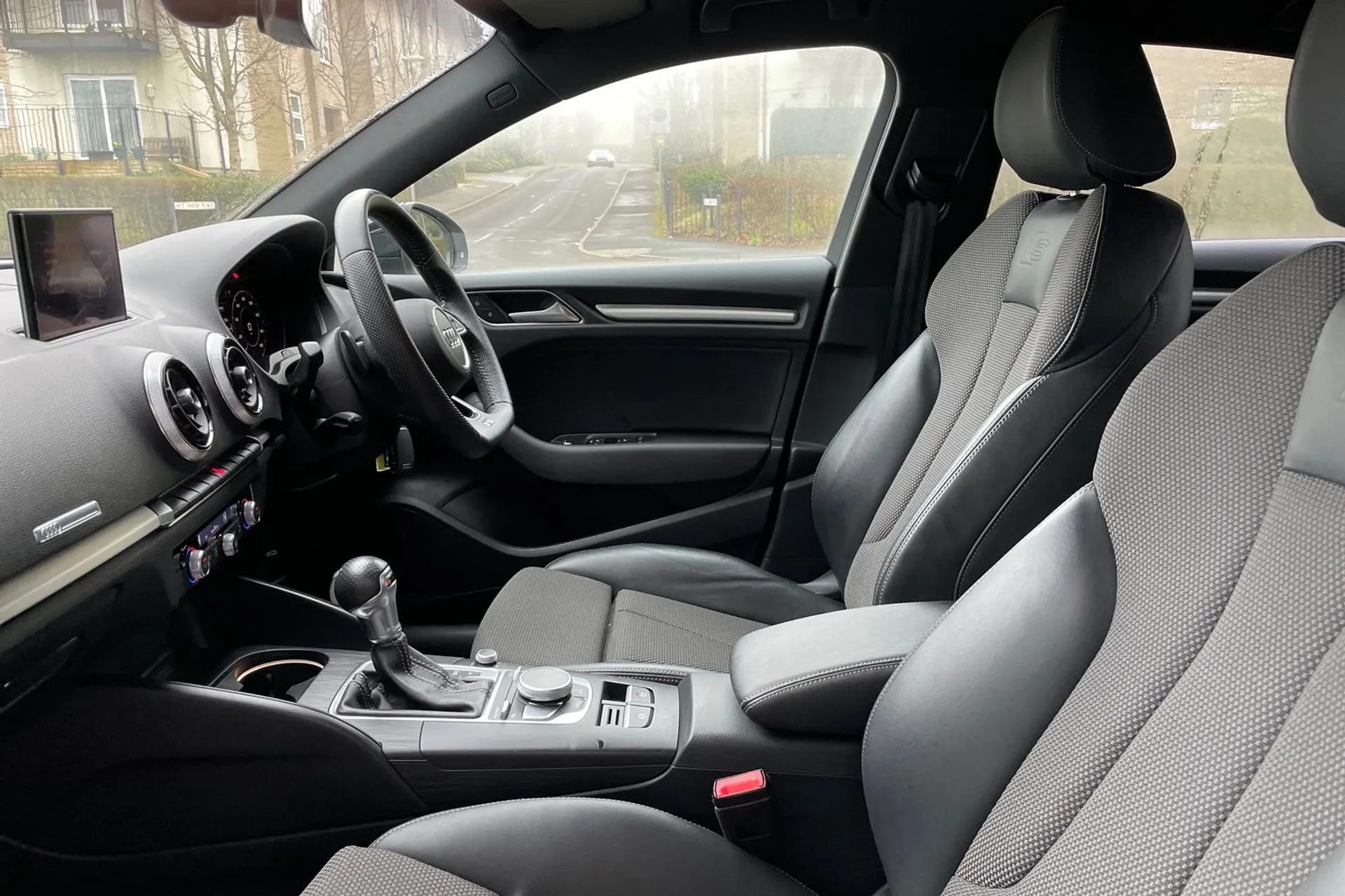 Audi A3 thumbnail image number 27