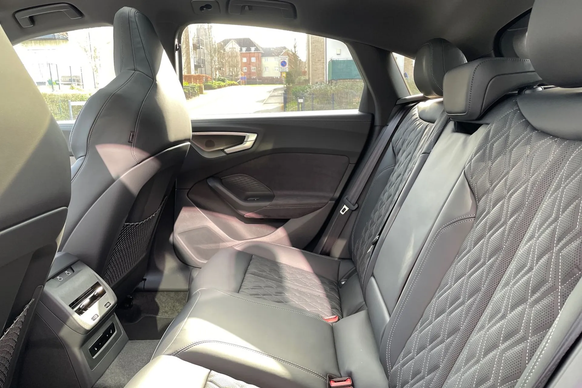 Audi A5 thumbnail image number 29