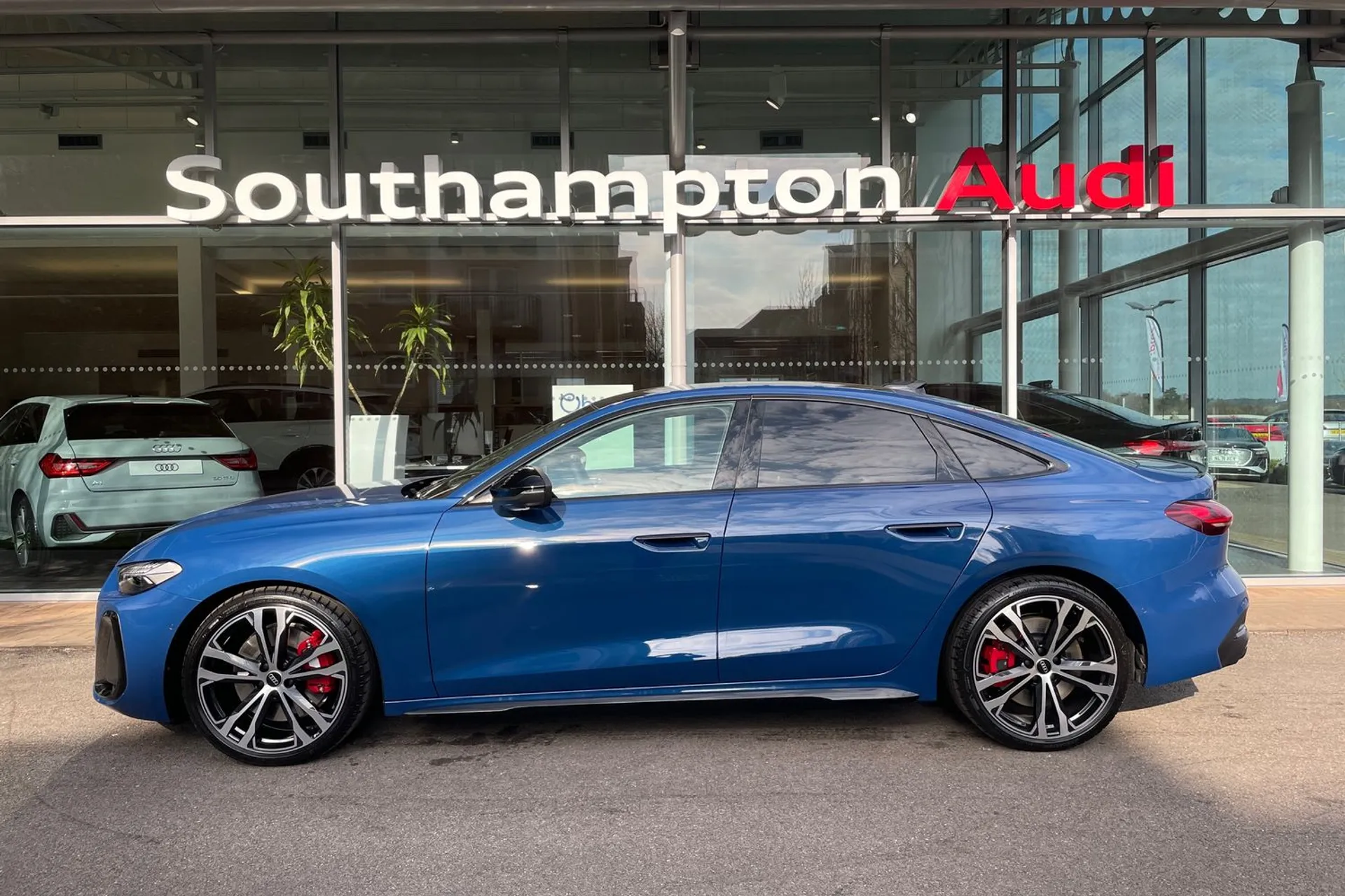 Audi A5 thumbnail image number 11