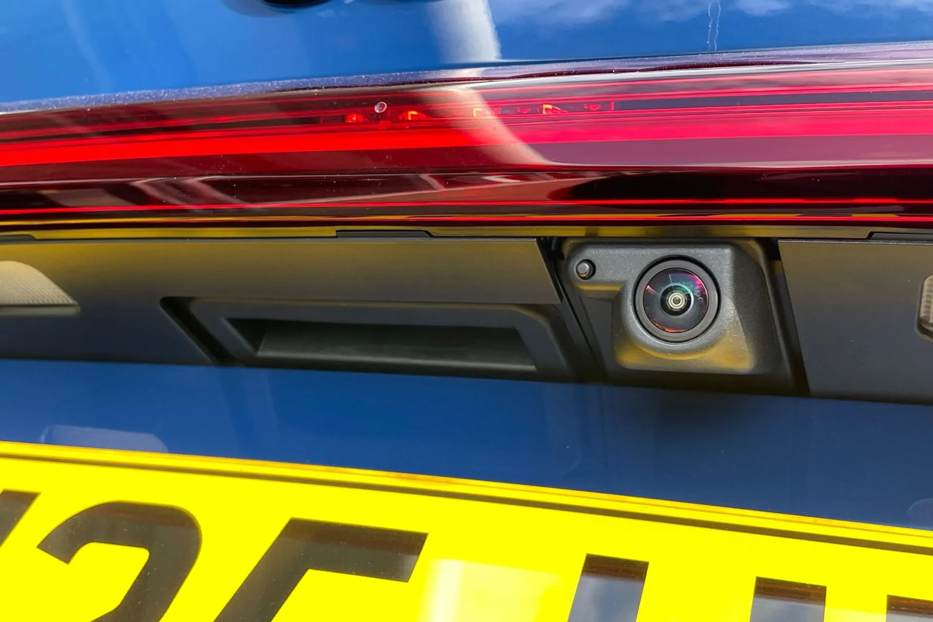 Audi A5 thumbnail image number 21