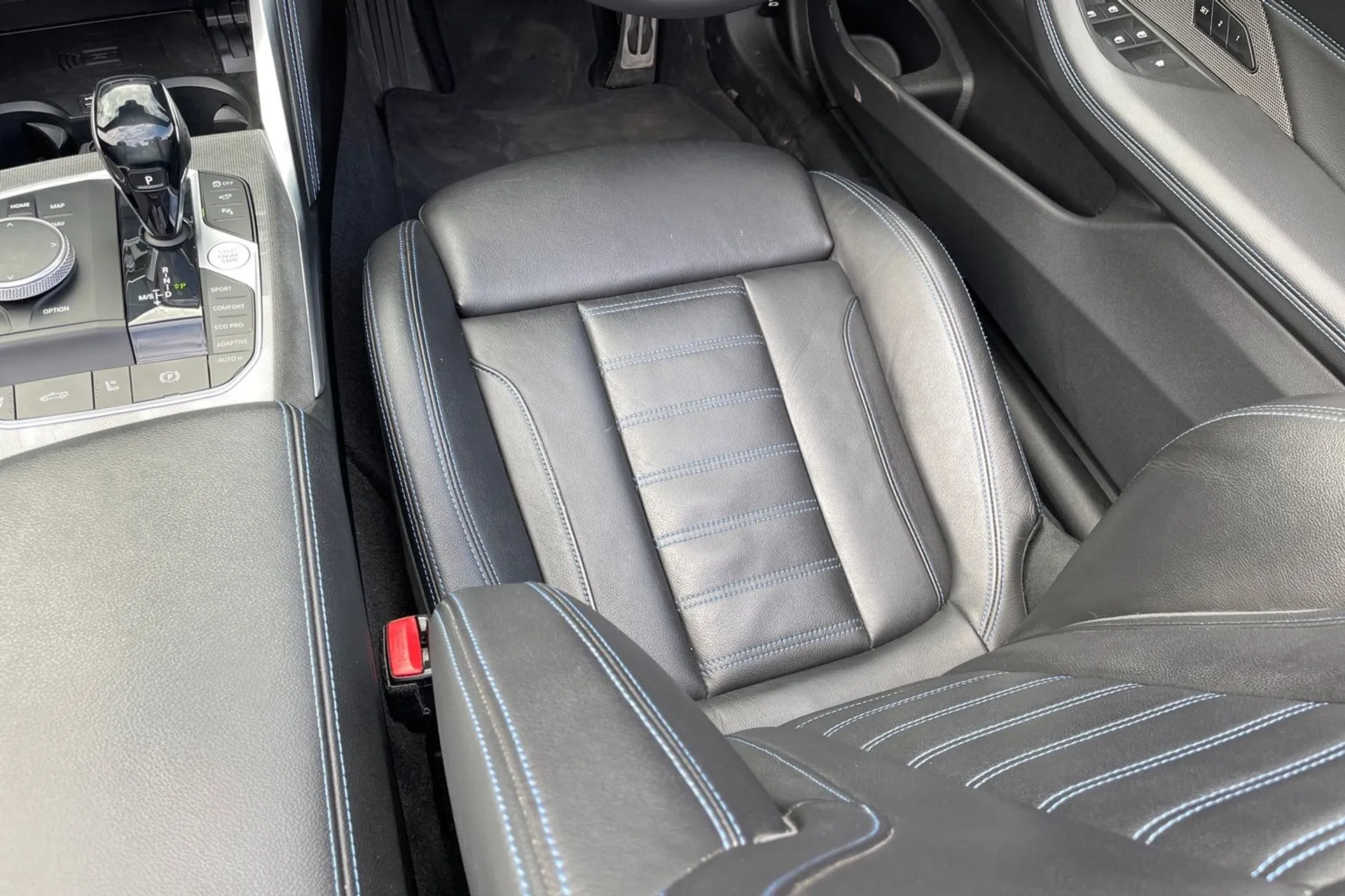 BMW 4 SERIES thumbnail image number 34