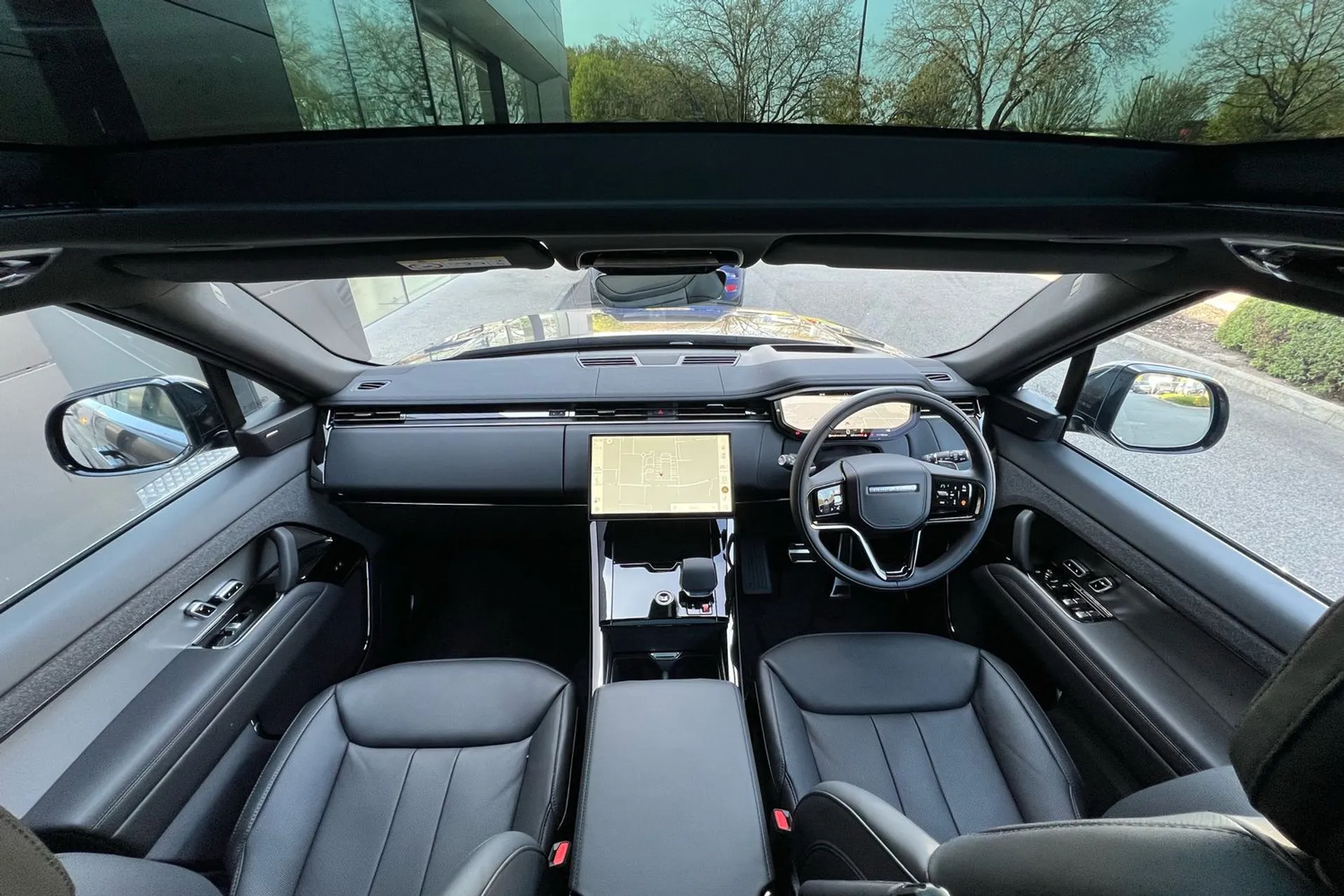 LAND ROVER RANGE ROVER SPORT thumbnail image number 3
