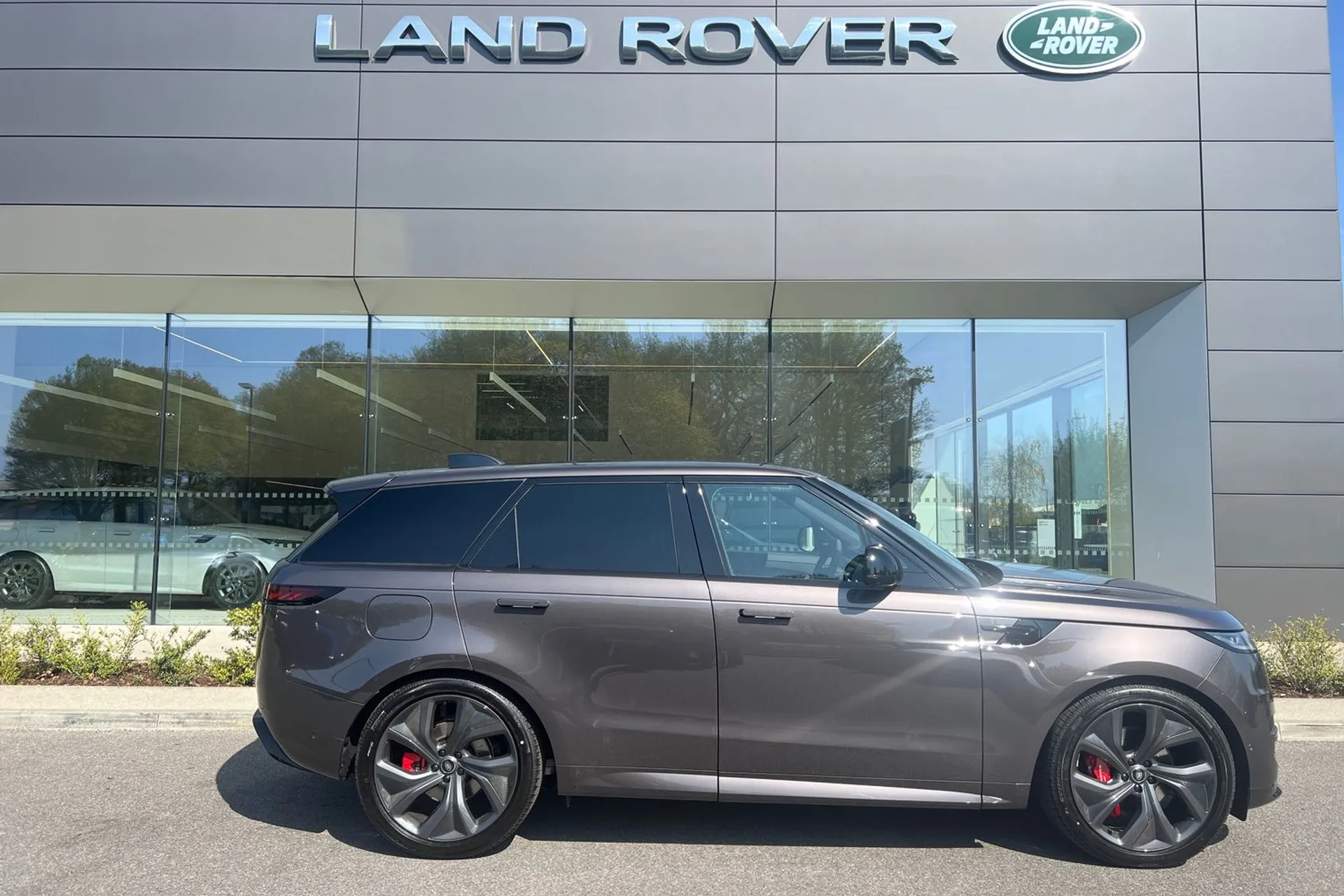 LAND ROVER RANGE ROVER SPORT thumbnail image number 2