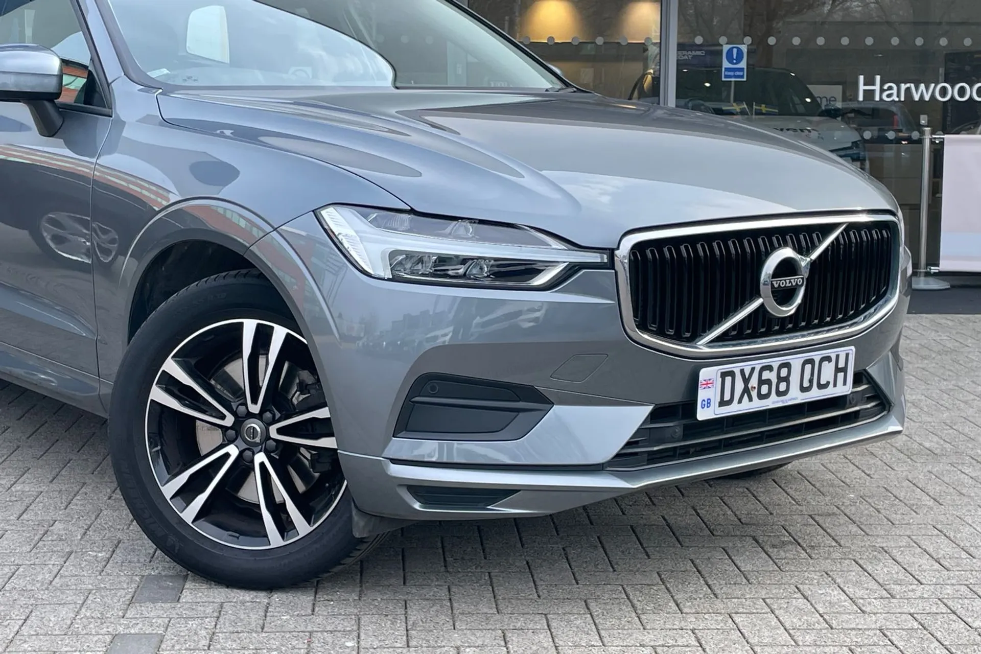 Volvo XC60 thumbnail image number 6