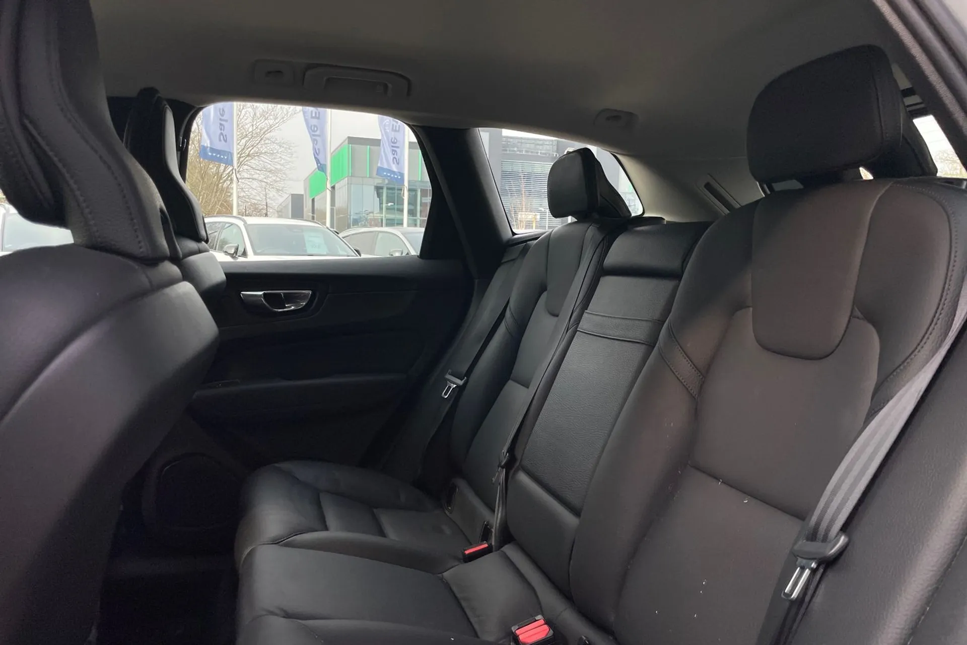 Volvo XC60 thumbnail image number 28