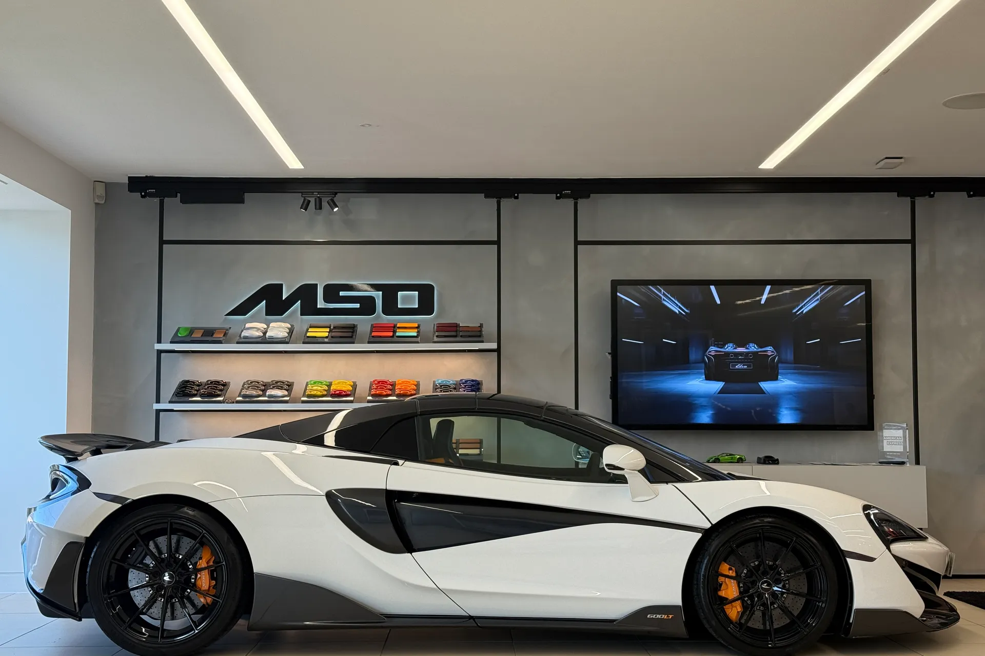 McLaren 600LT thumbnail image number 18
