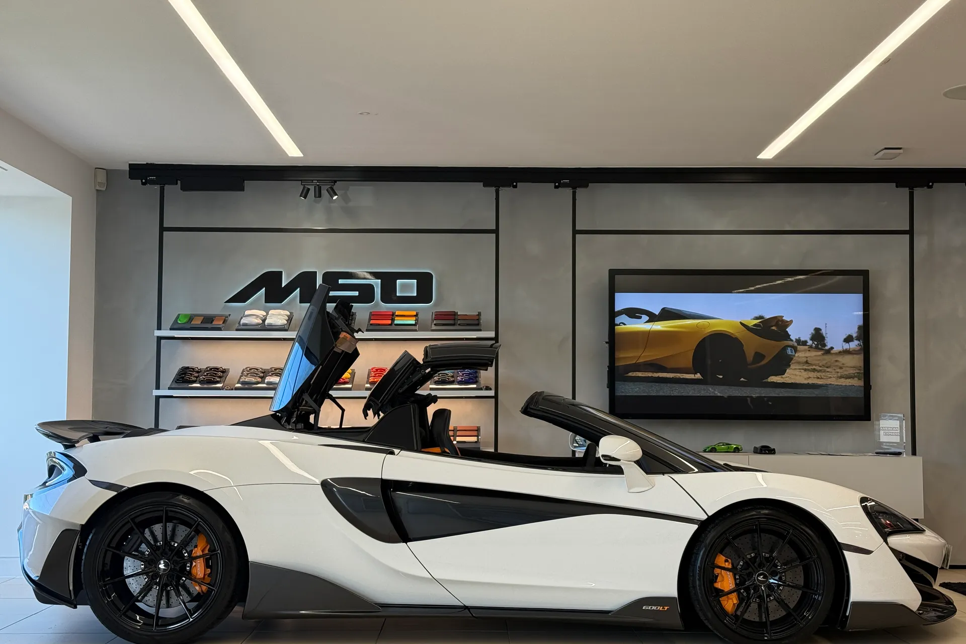 McLaren 600LT thumbnail image number 17